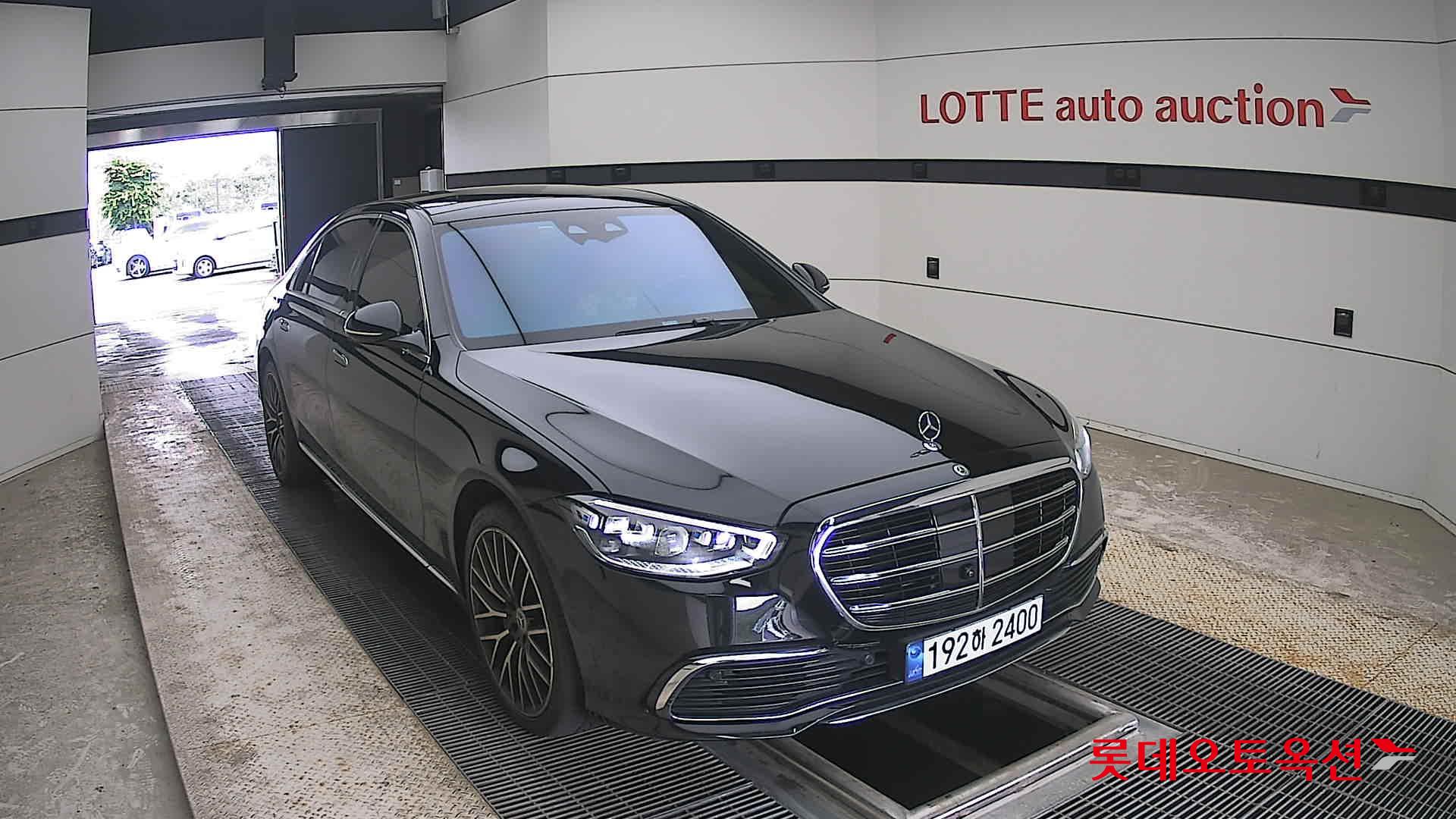 2022 - mercedes-benz s580