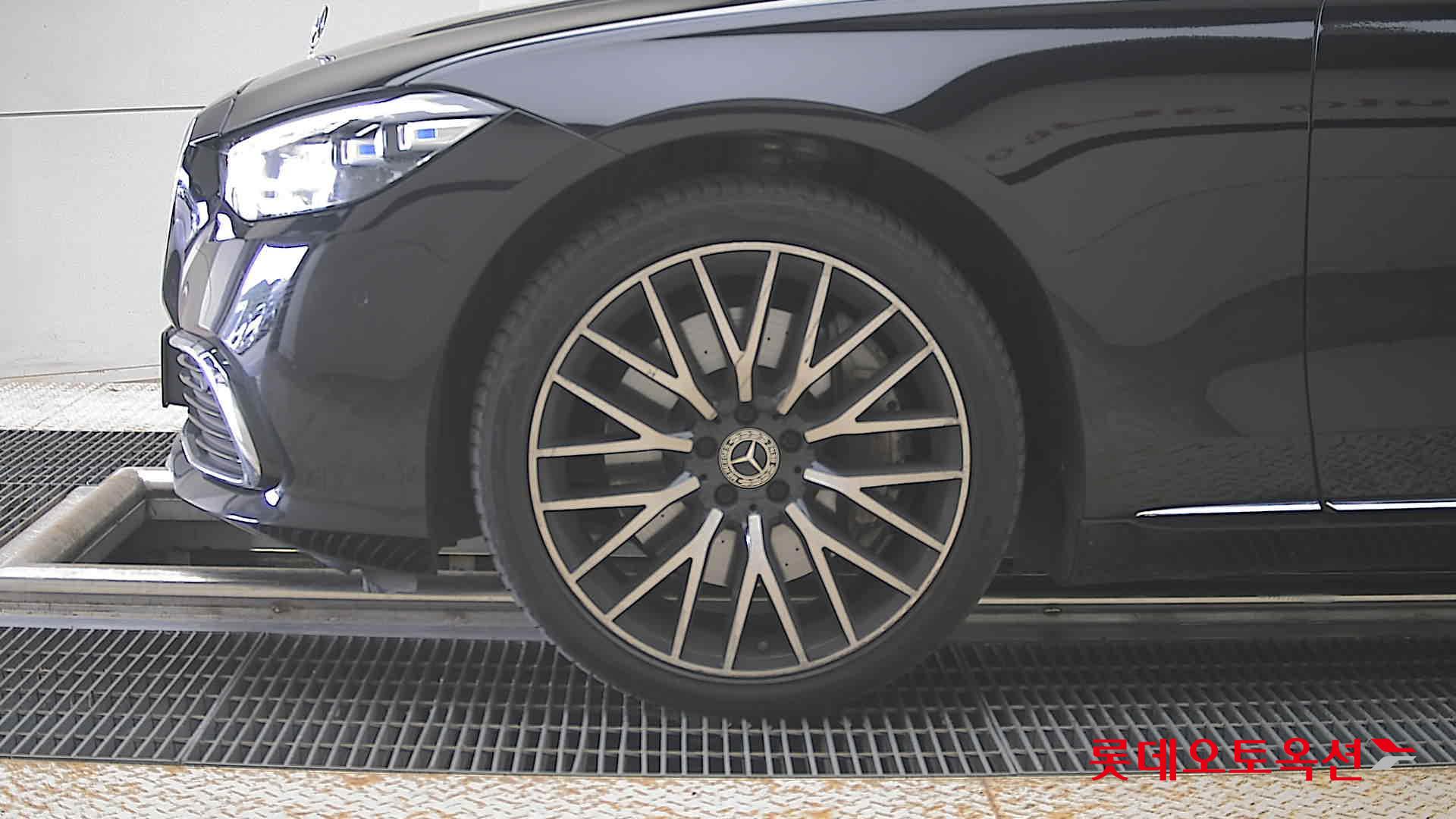 2022 - mercedes-benz s580