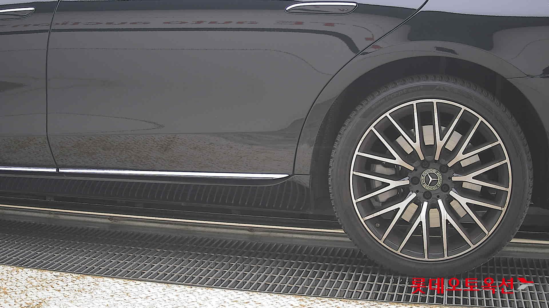 2022 - mercedes-benz s580