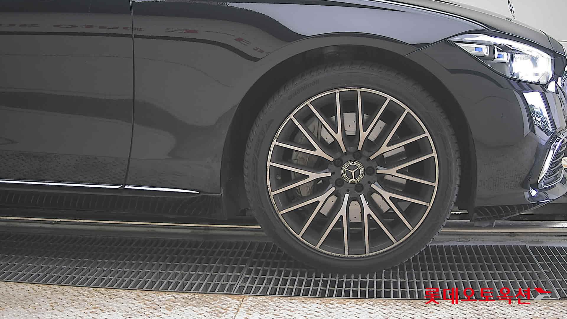 2022 - mercedes-benz s580