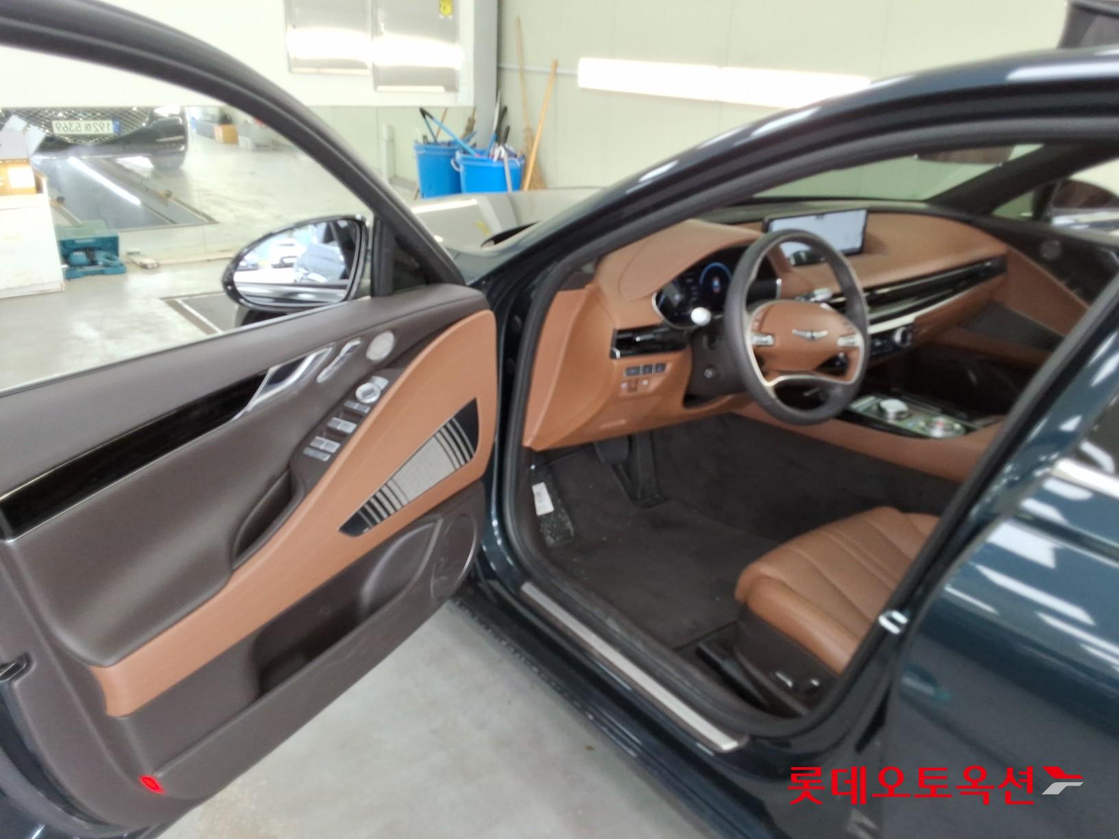 2023 - genesis g80
