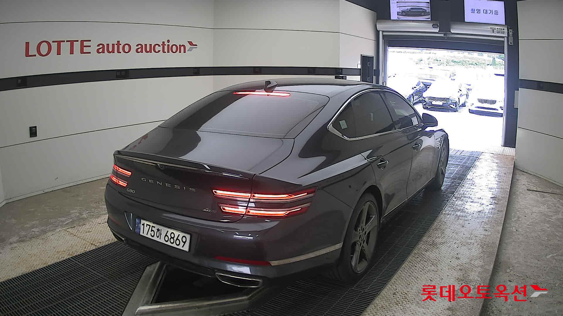 2024 - genesis g80
