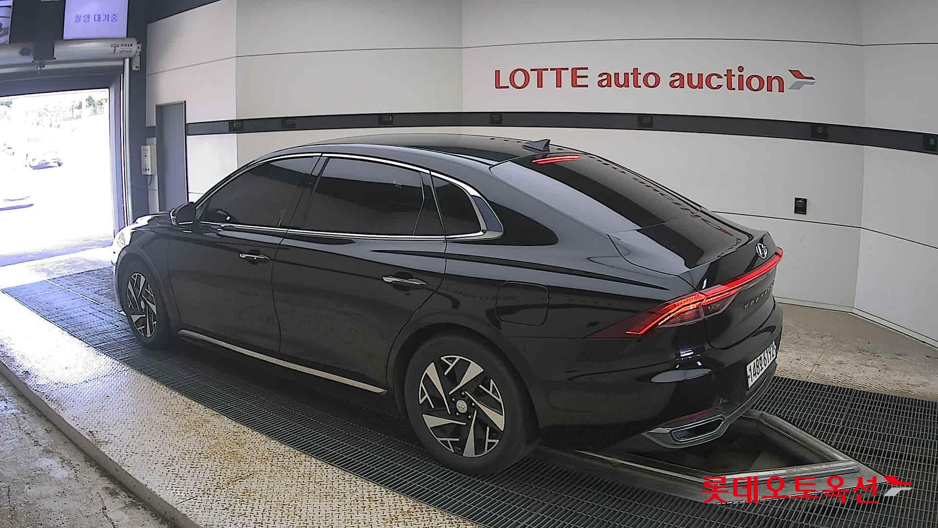 2022 - hyundai grandeur