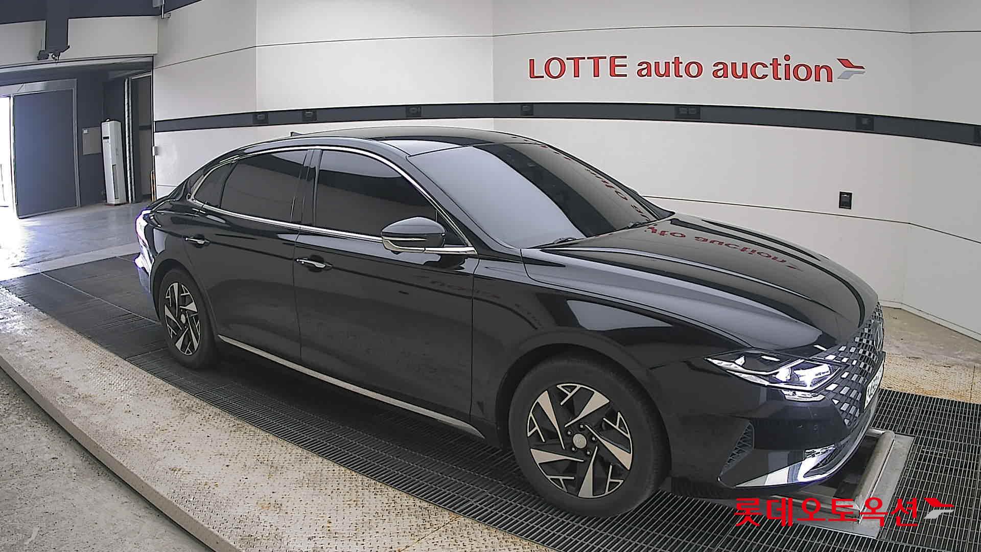 2022 - hyundai grandeur