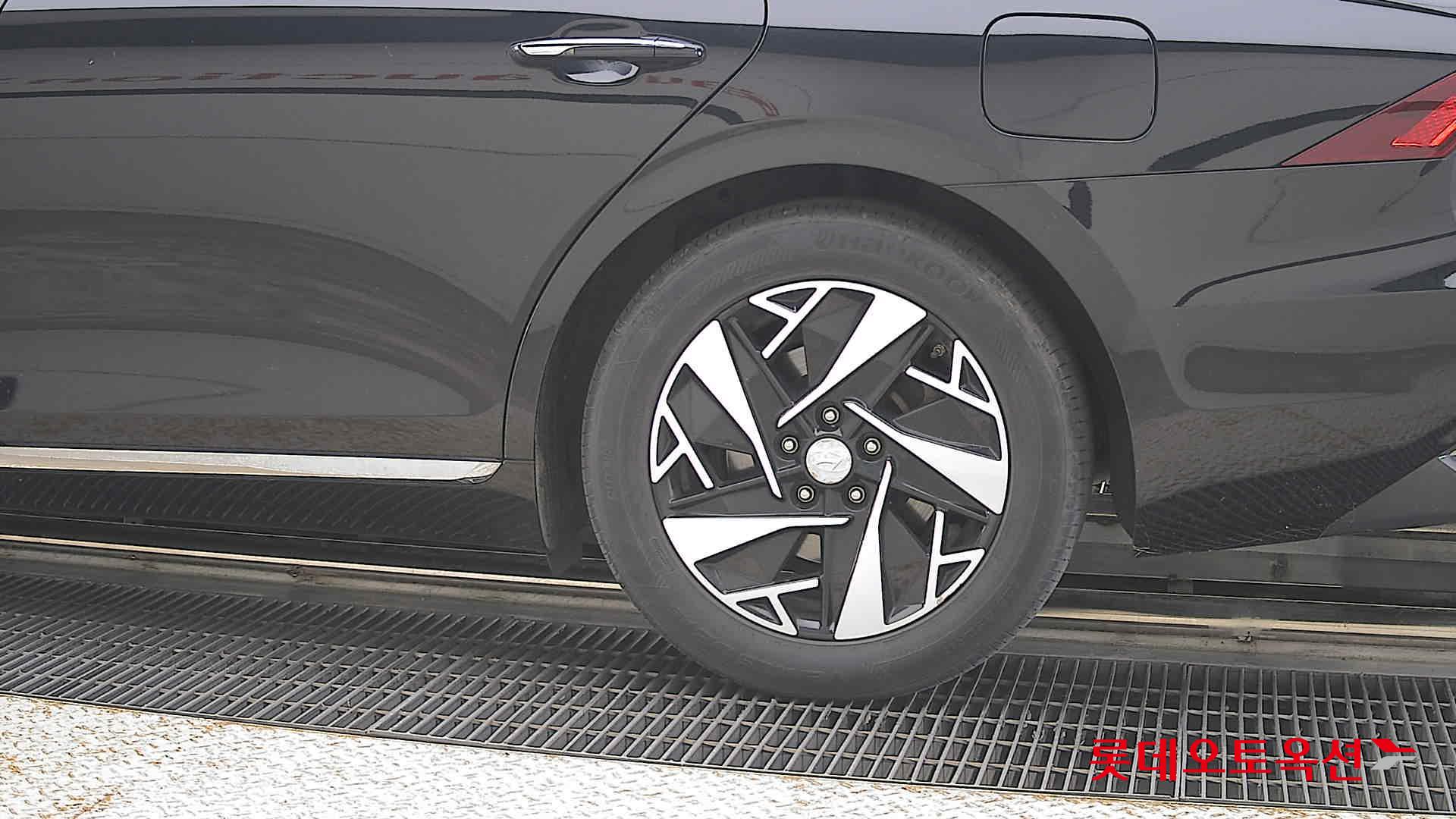 2022 - hyundai grandeur