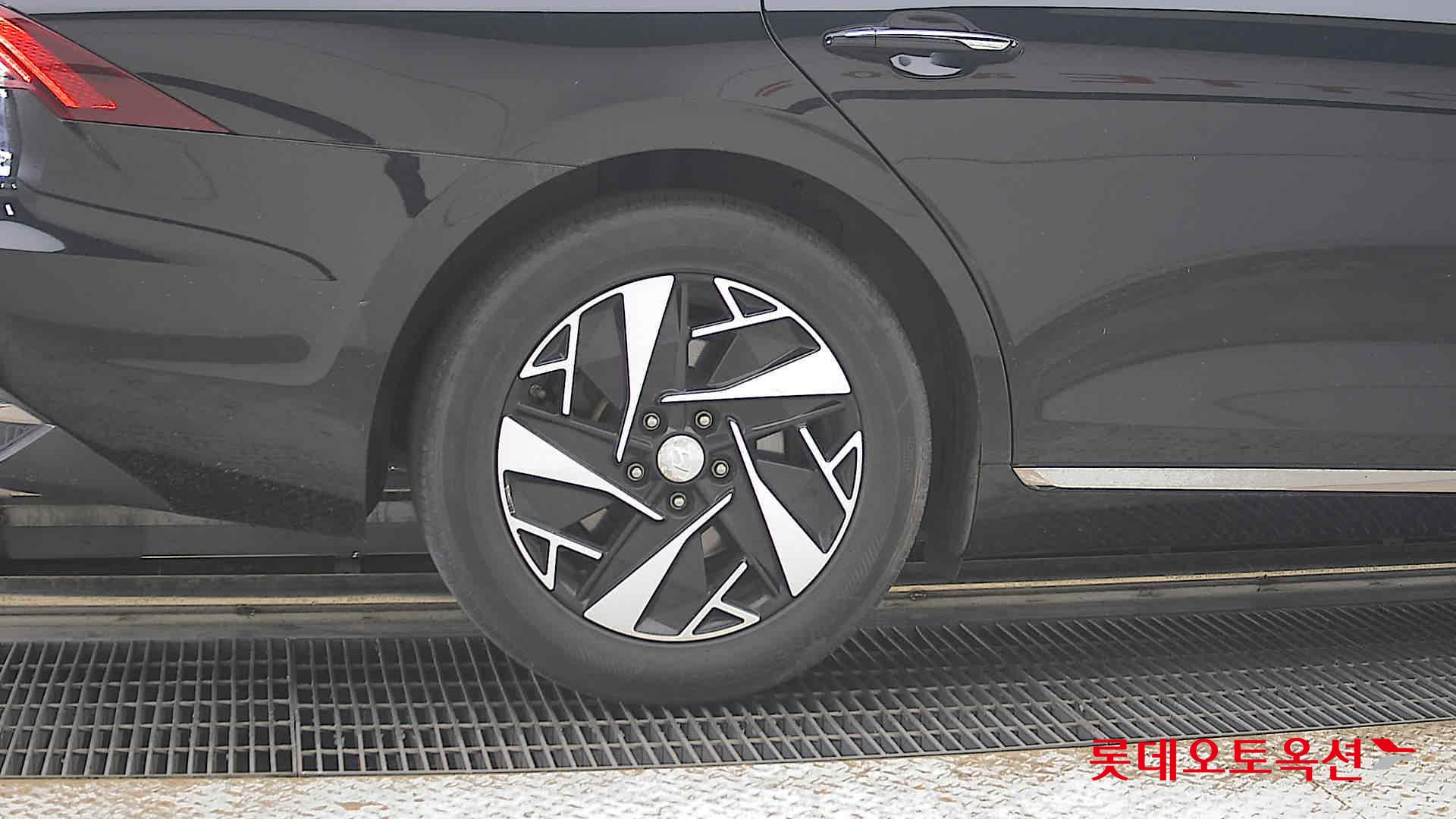 2022 - hyundai grandeur