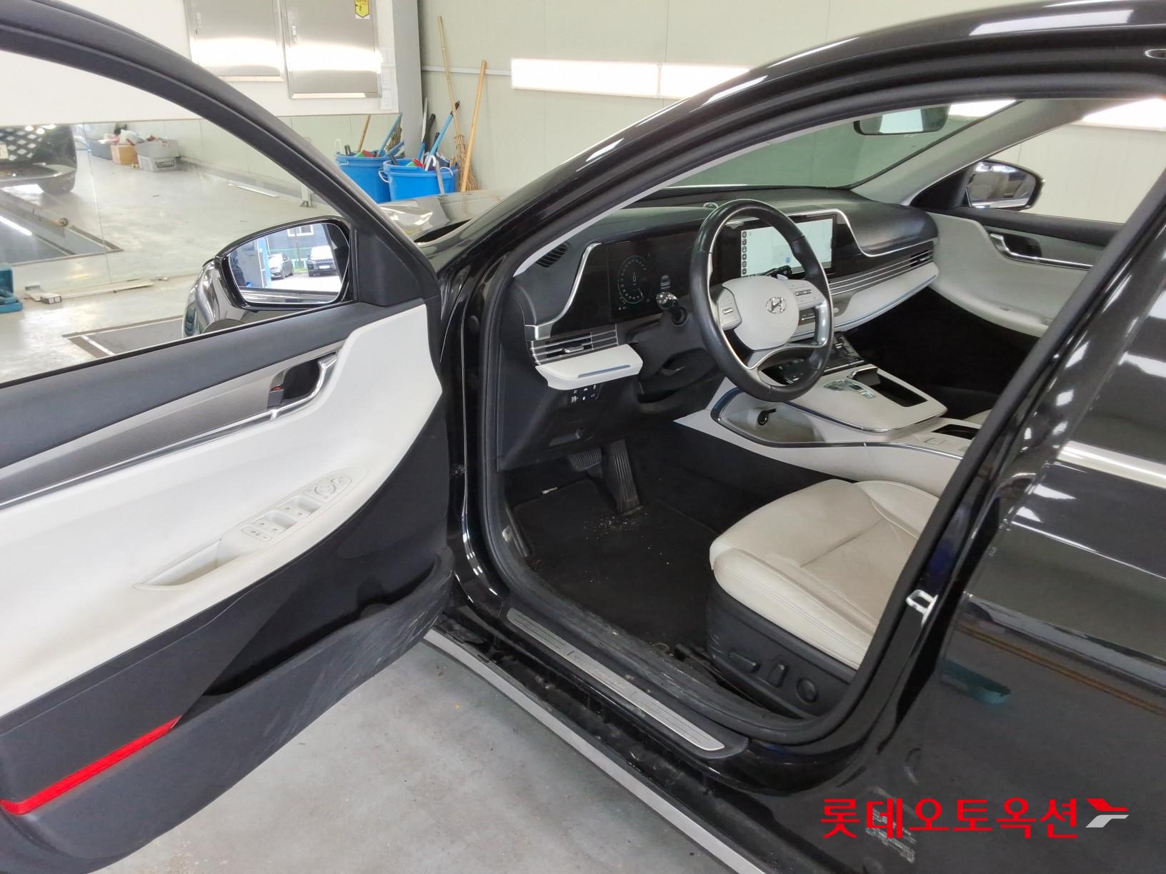 2022 - hyundai grandeur