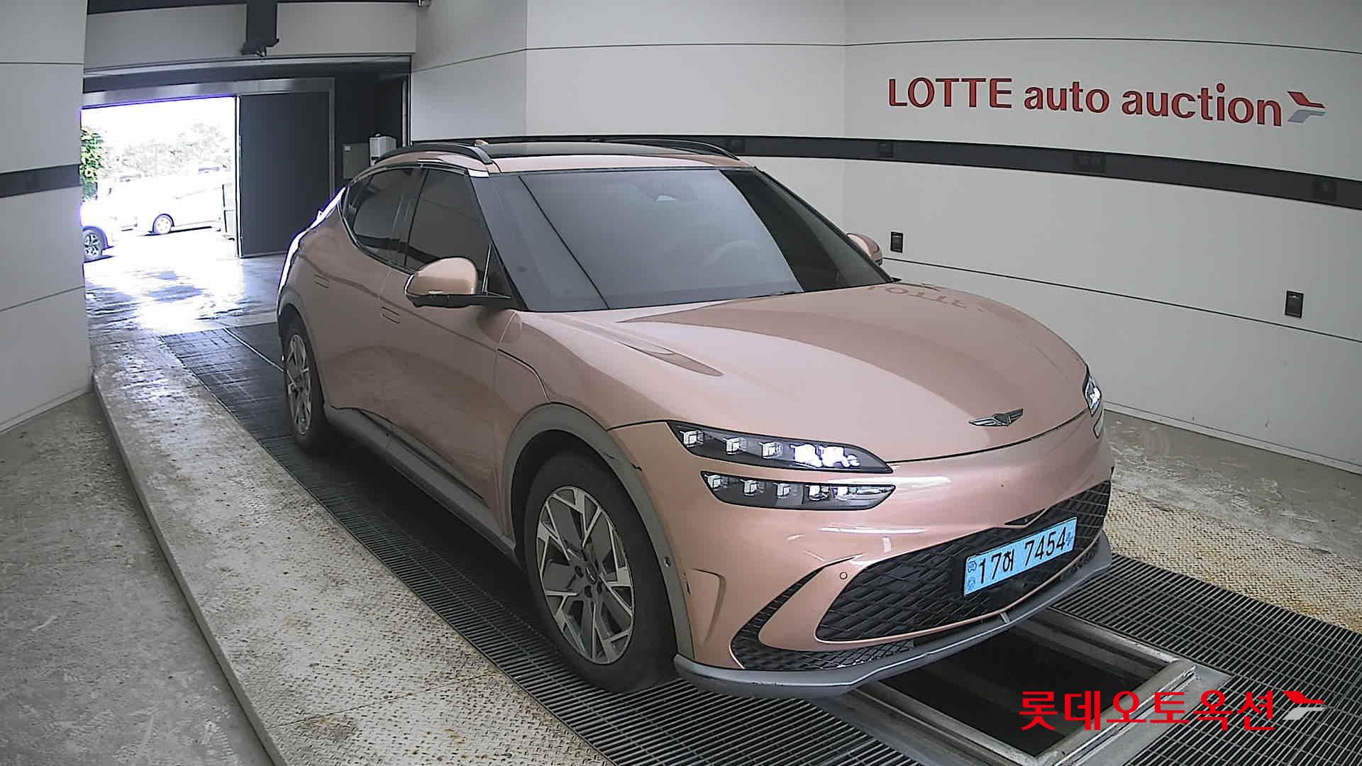 2022 - genesis gv60