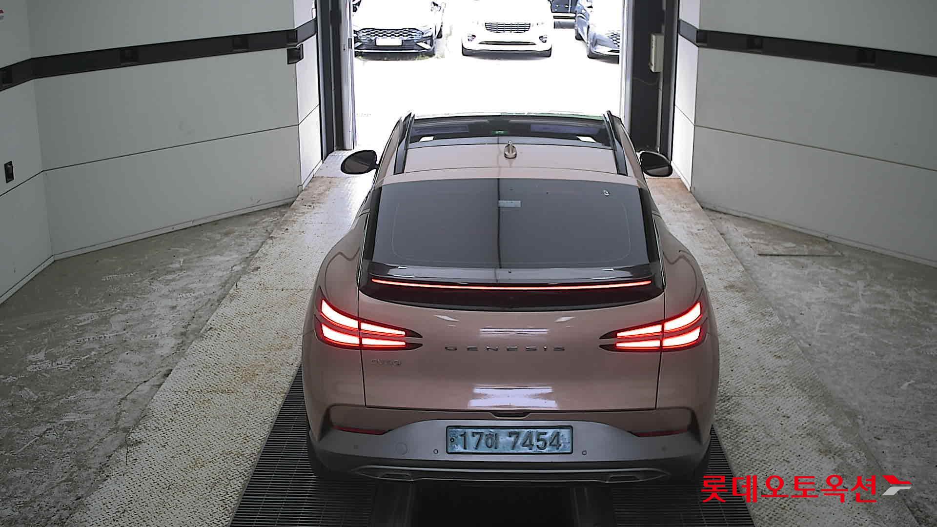 2022 - genesis gv60