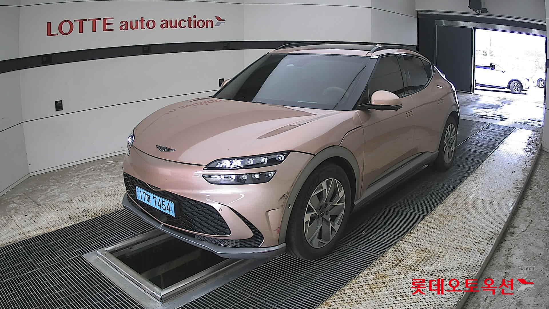 2022 - genesis gv60