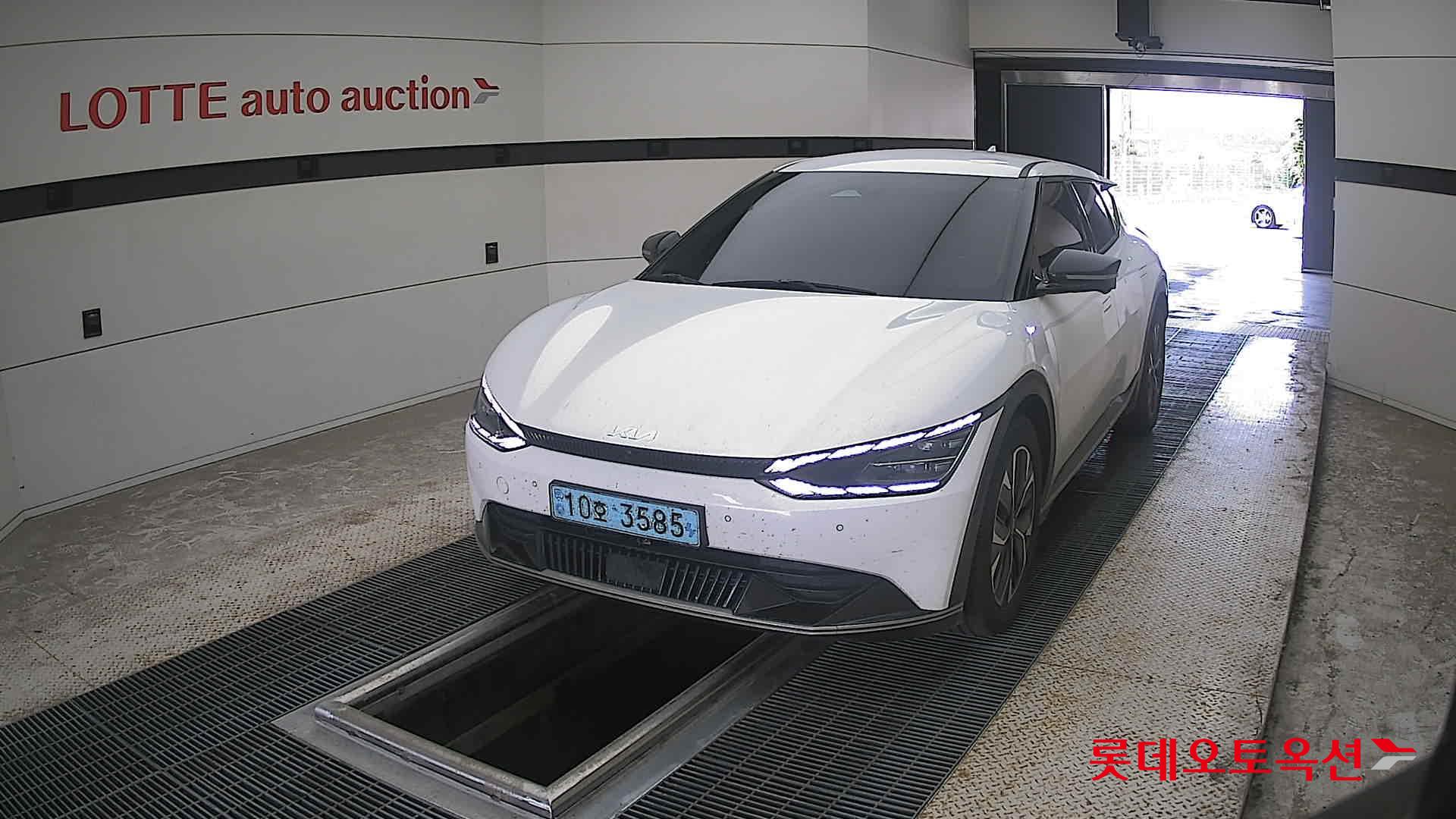 2022 - kia ev6