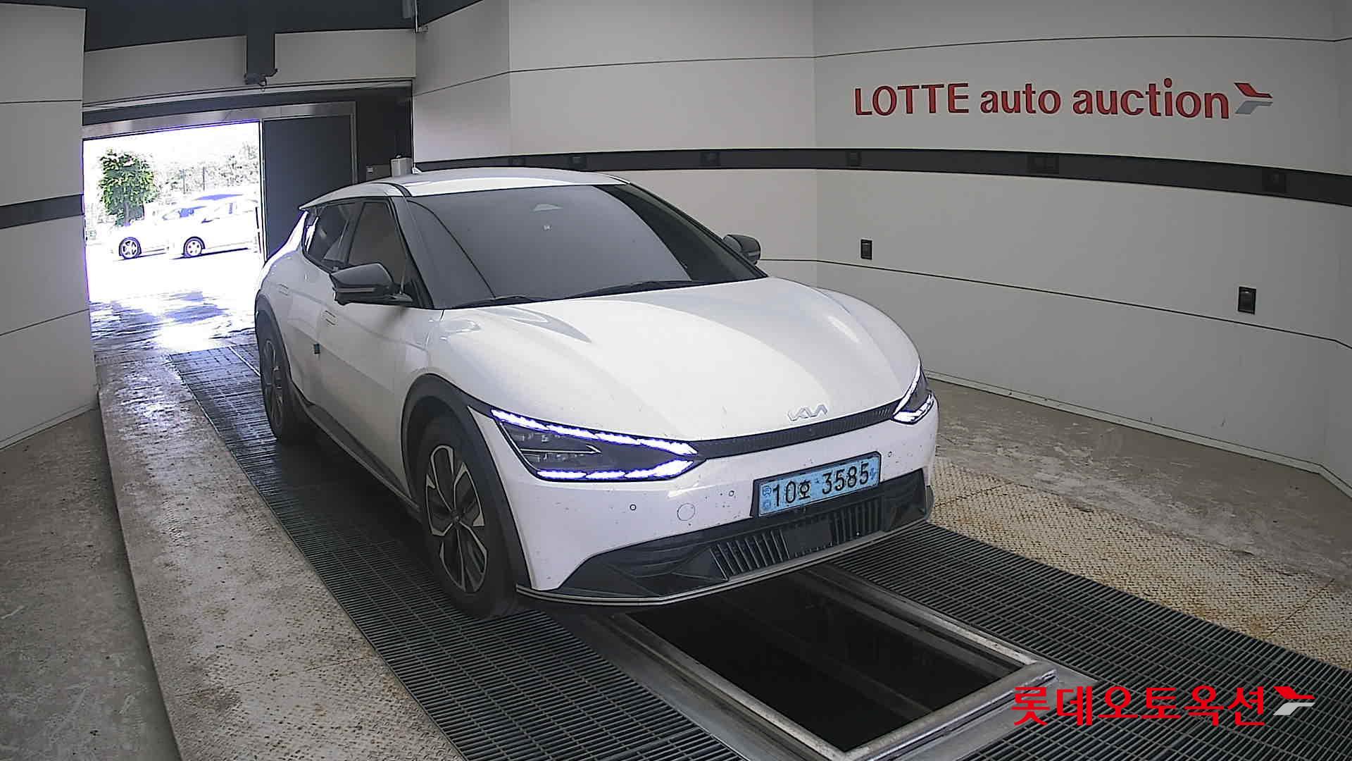 2022 - kia ev6