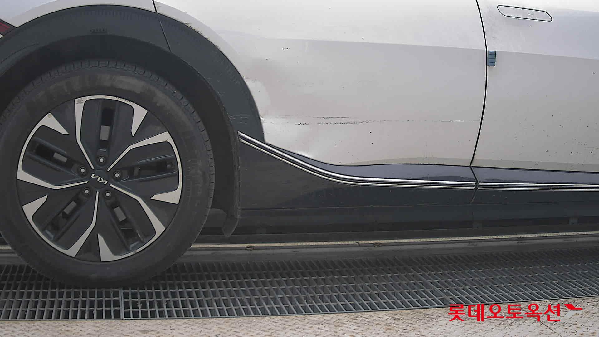 2022 - kia ev6