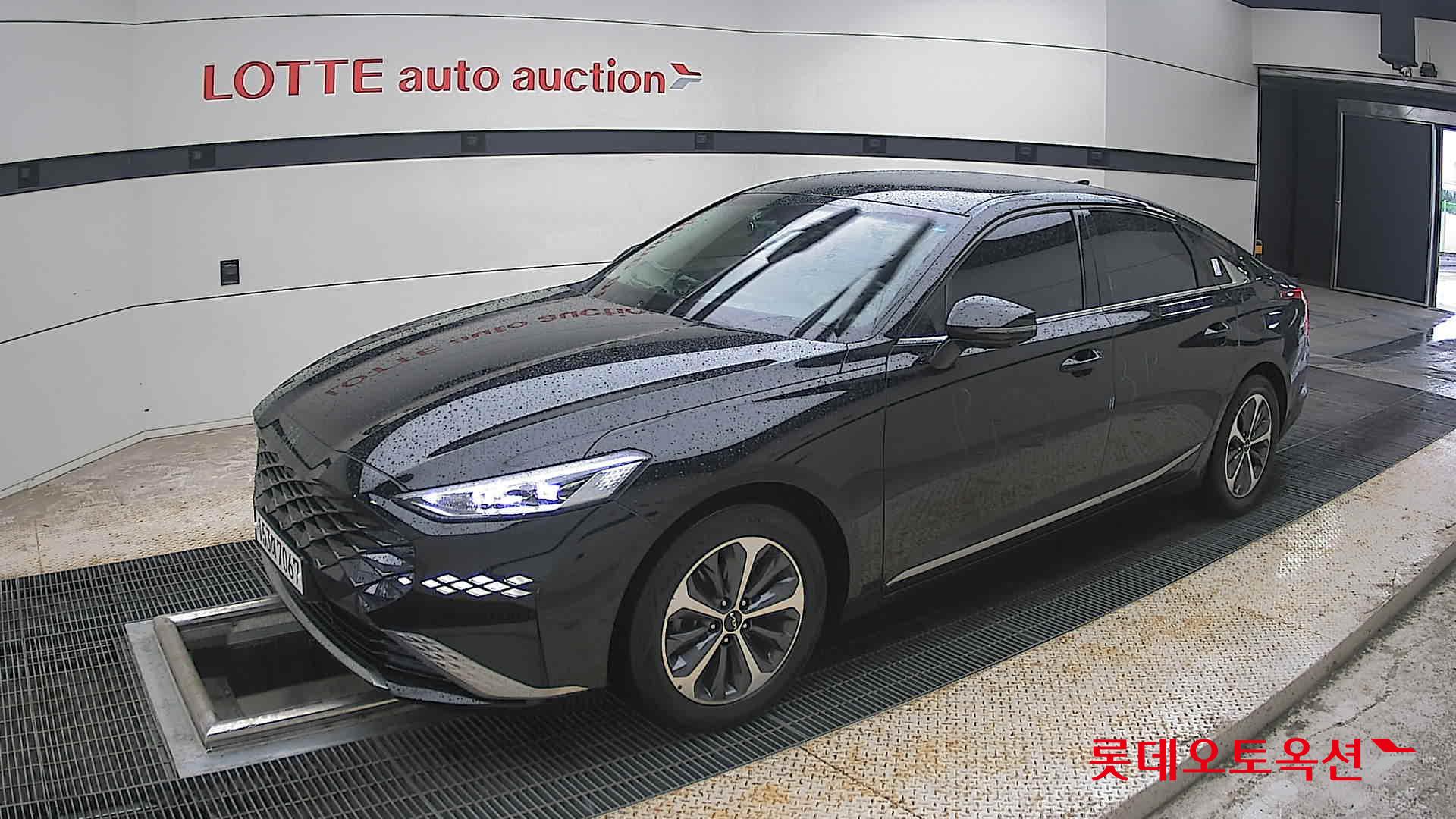 2022 - kia k8
