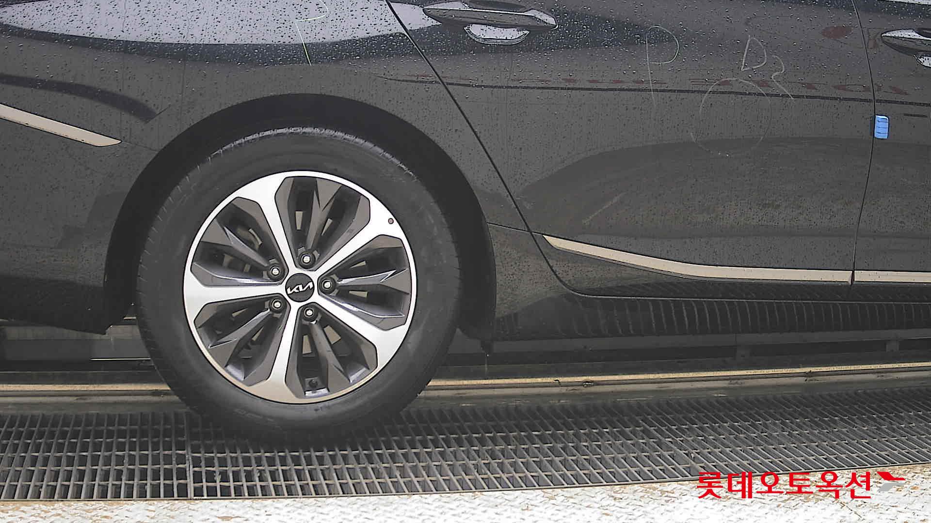 2022 - kia k8