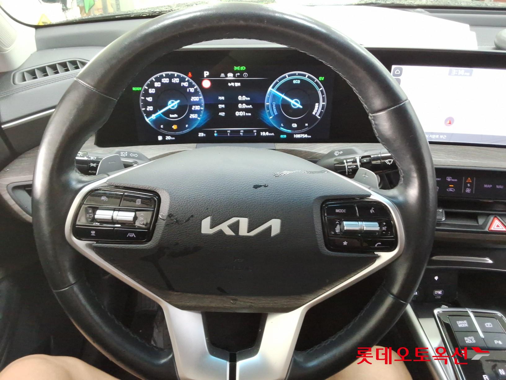 2022 - kia k8