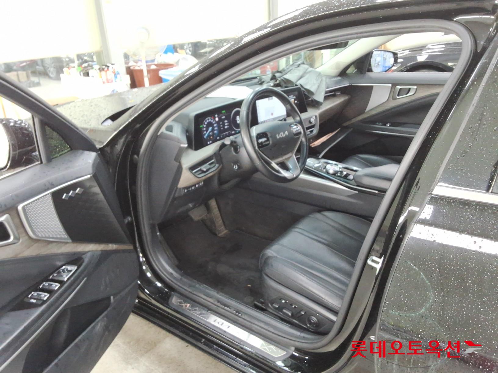 2022 - kia k8