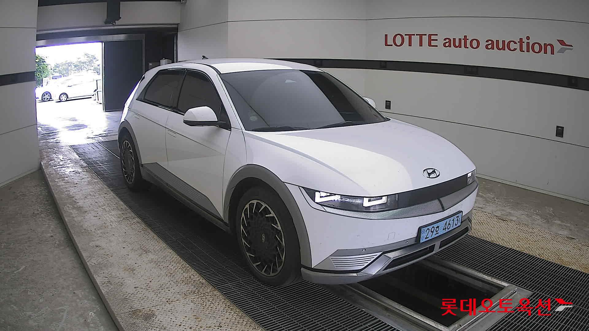 2022 - hyundai ioniq