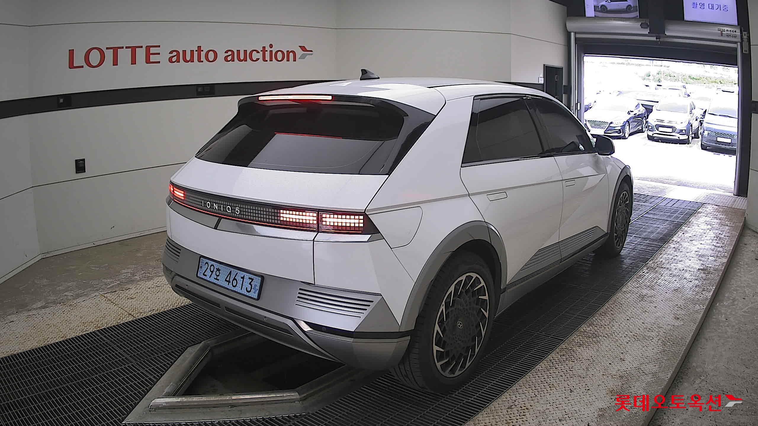 2022 - hyundai ioniq
