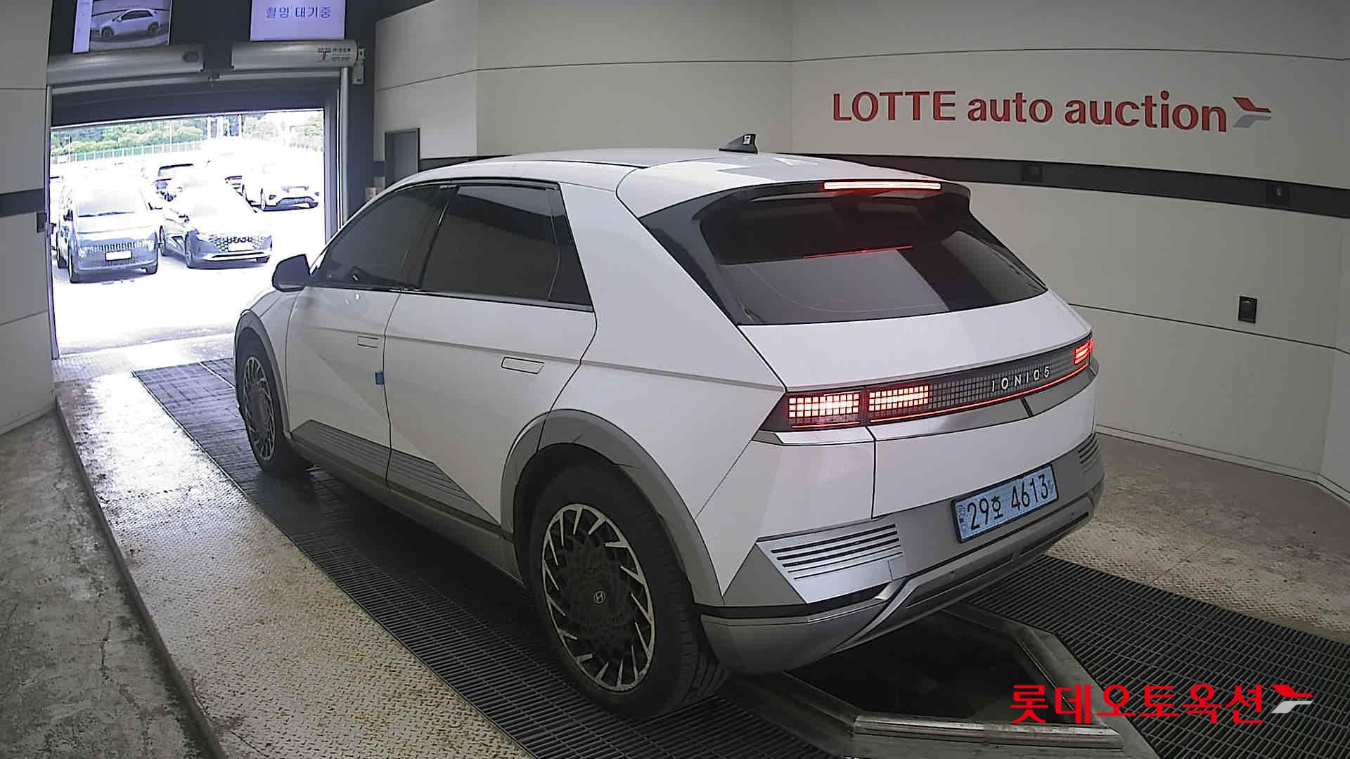 2022 - hyundai ioniq