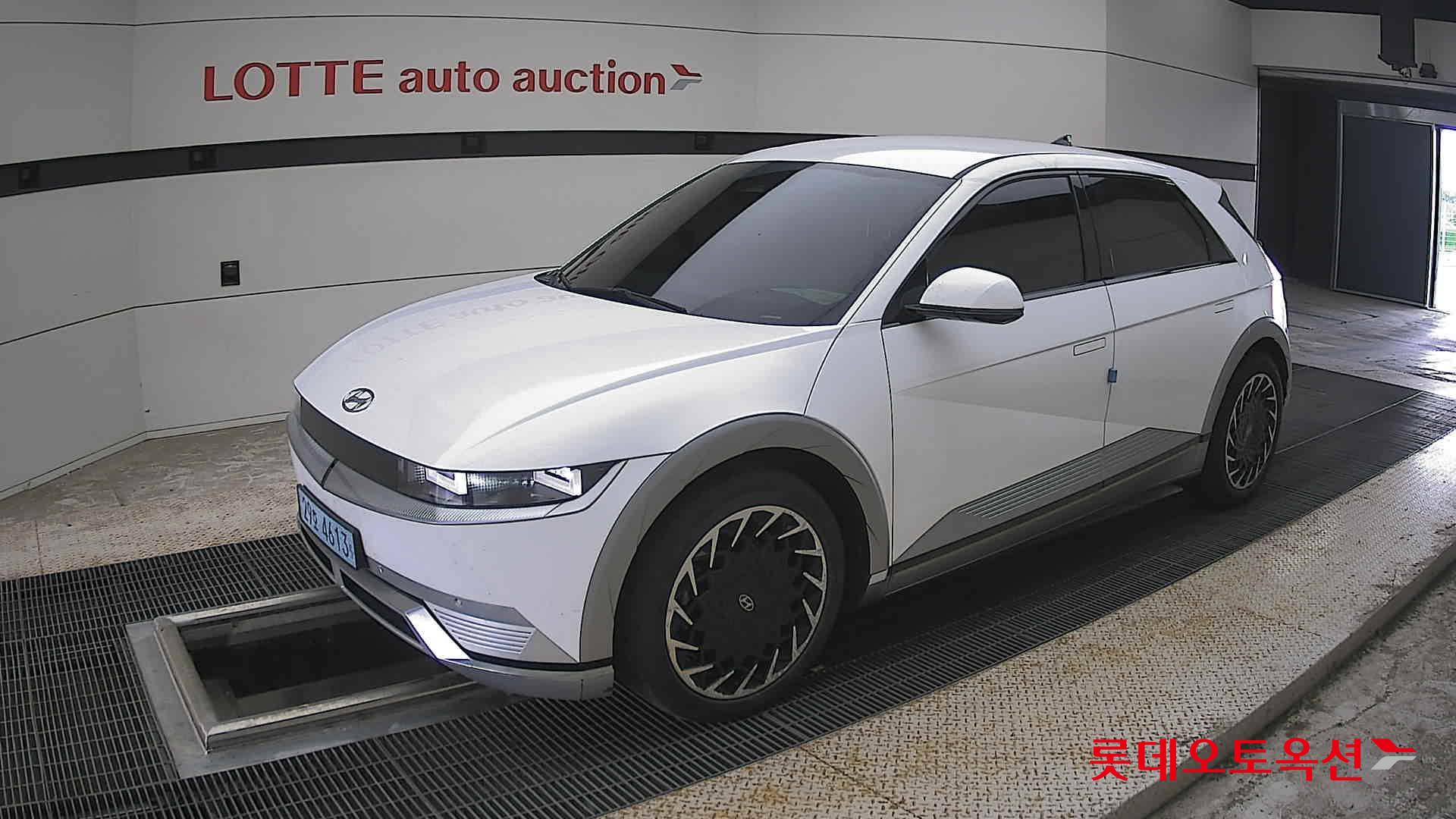 2022 - hyundai ioniq