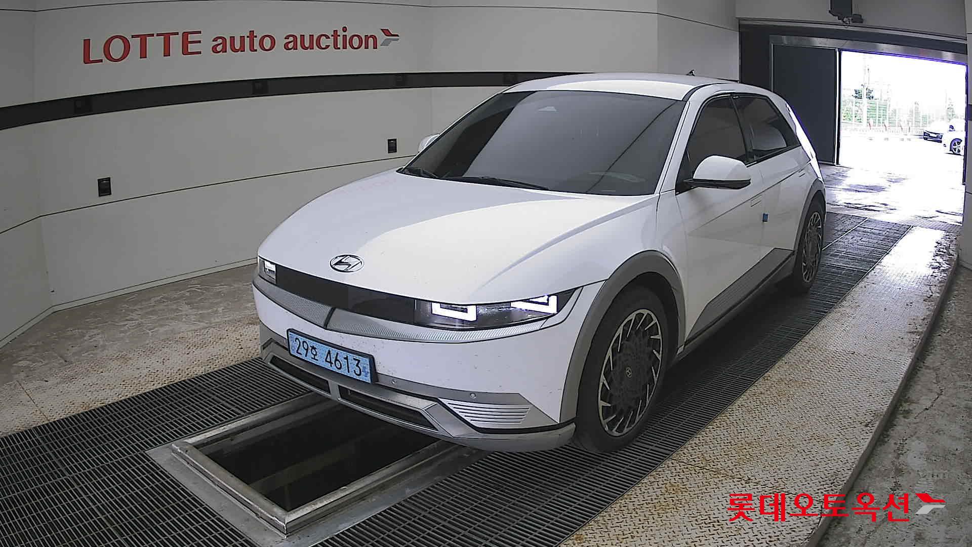 2022 - hyundai ioniq