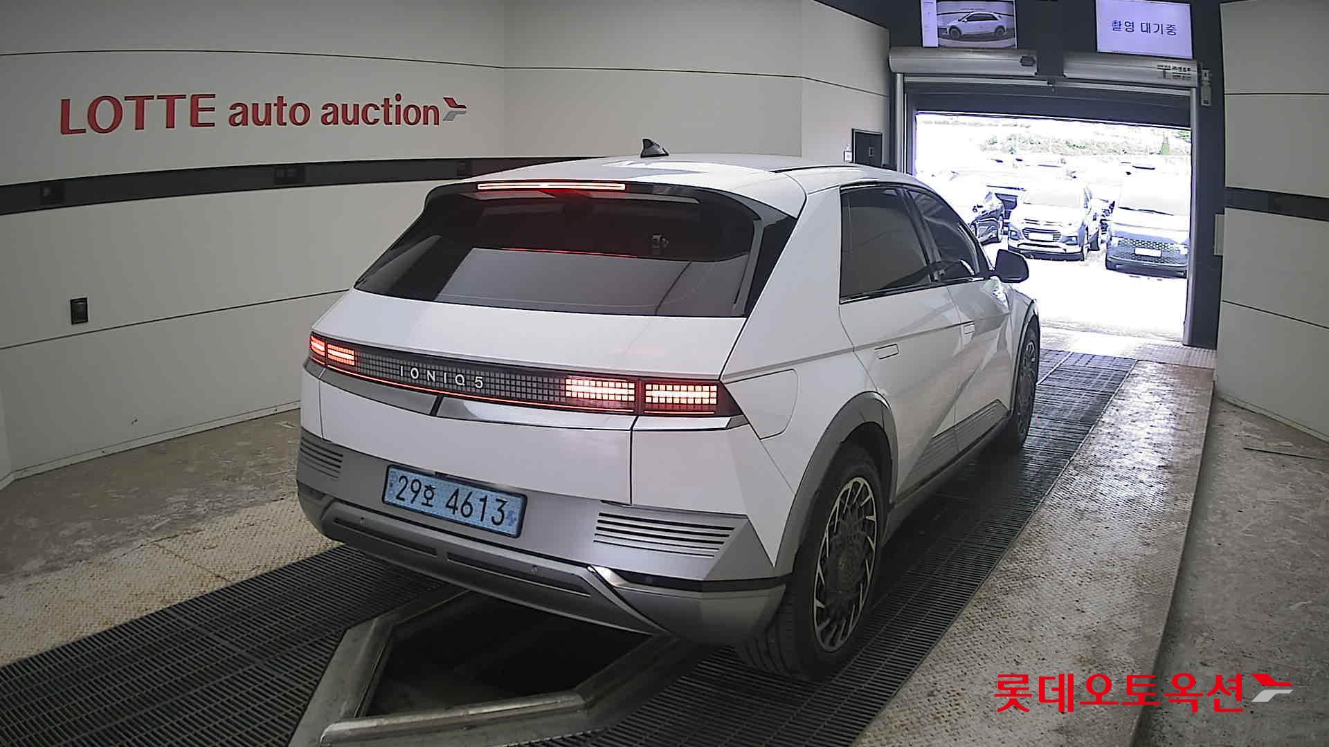 2022 - hyundai ioniq