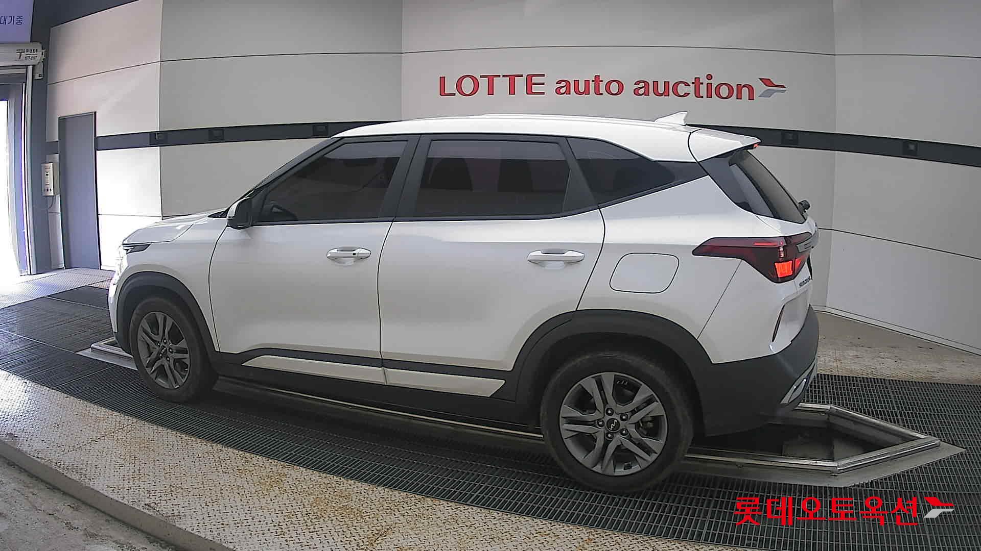 2022 - kia seltos