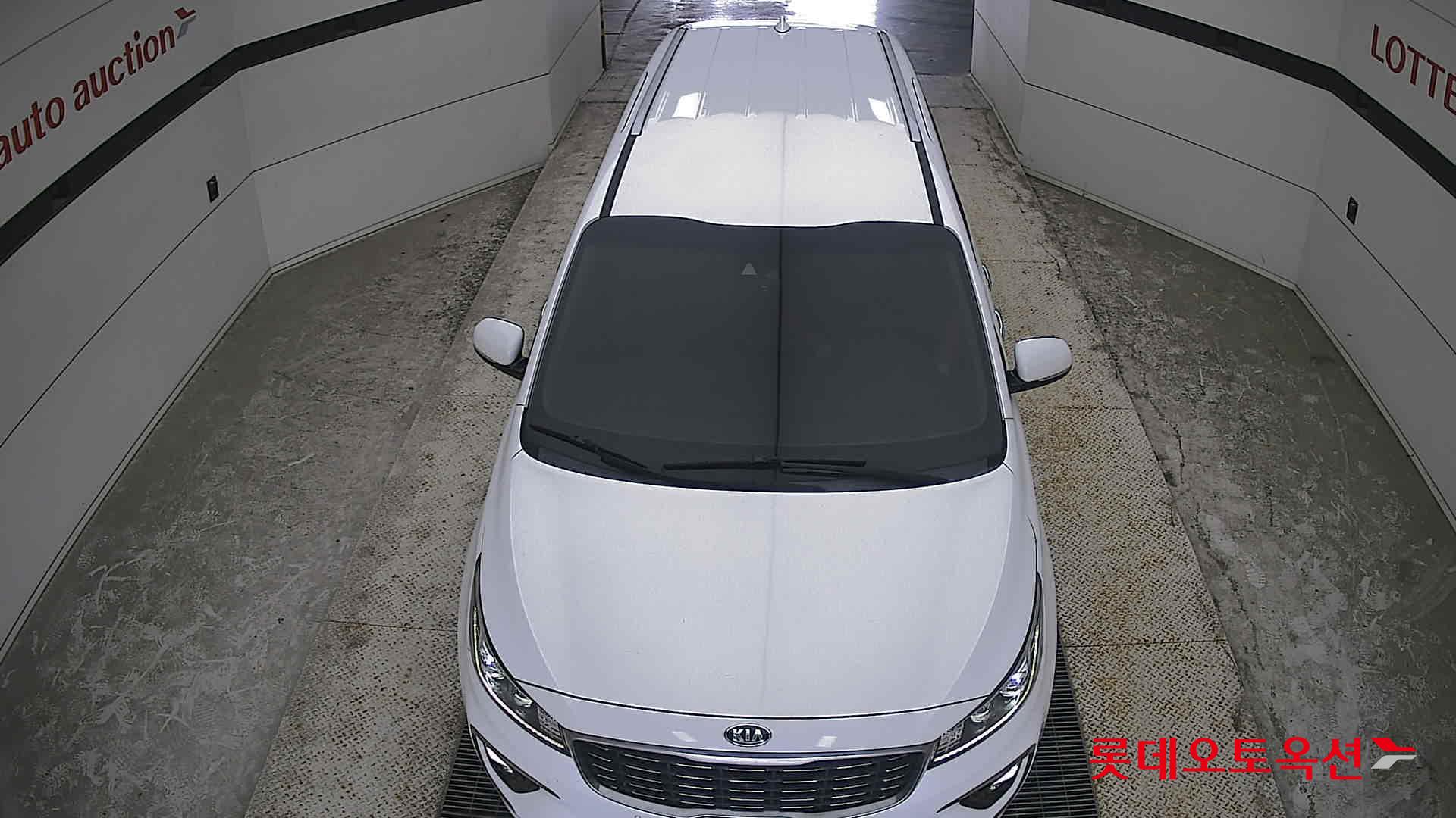 2020 - kia carnival