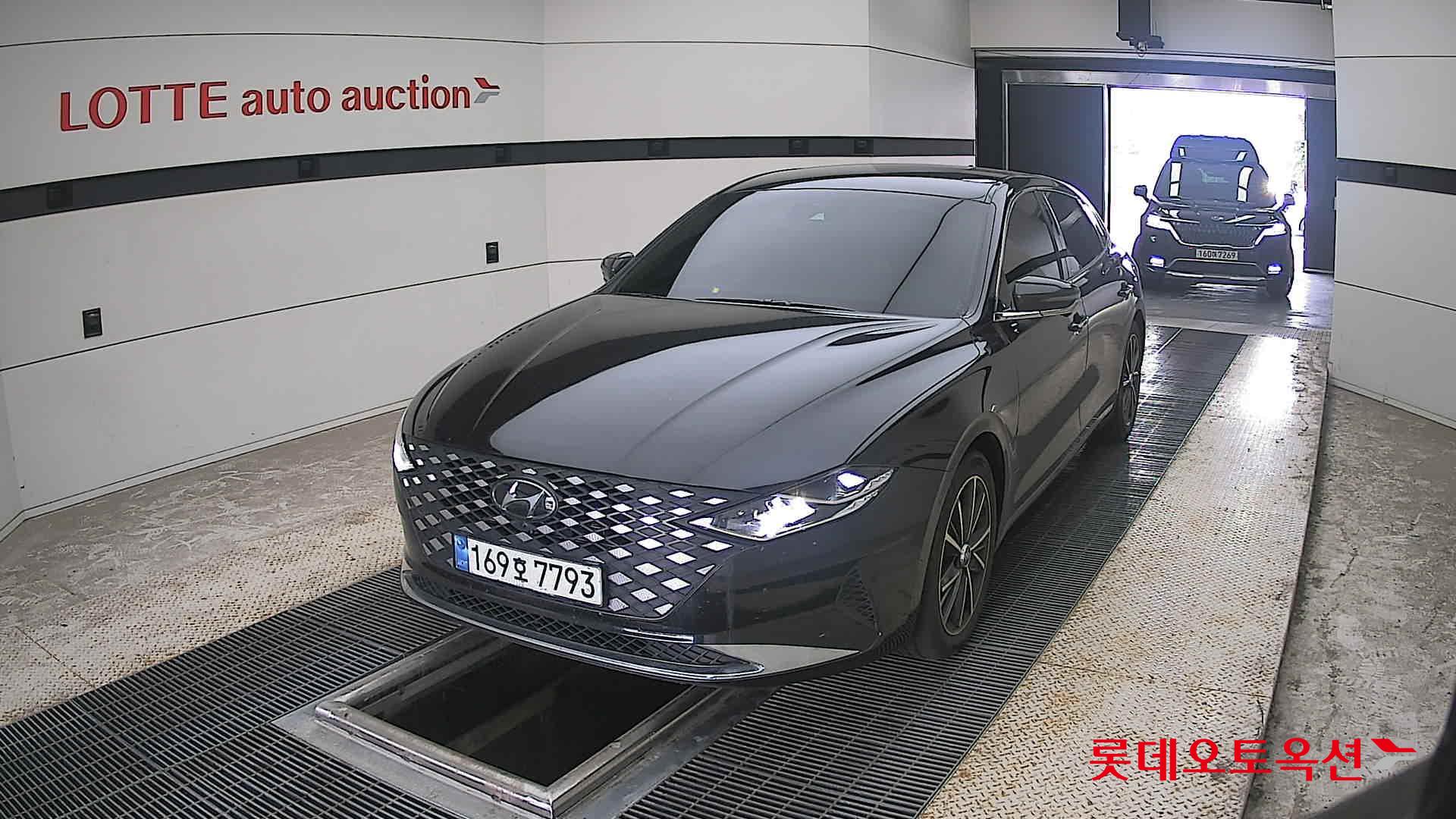 2022 - hyundai grandeur