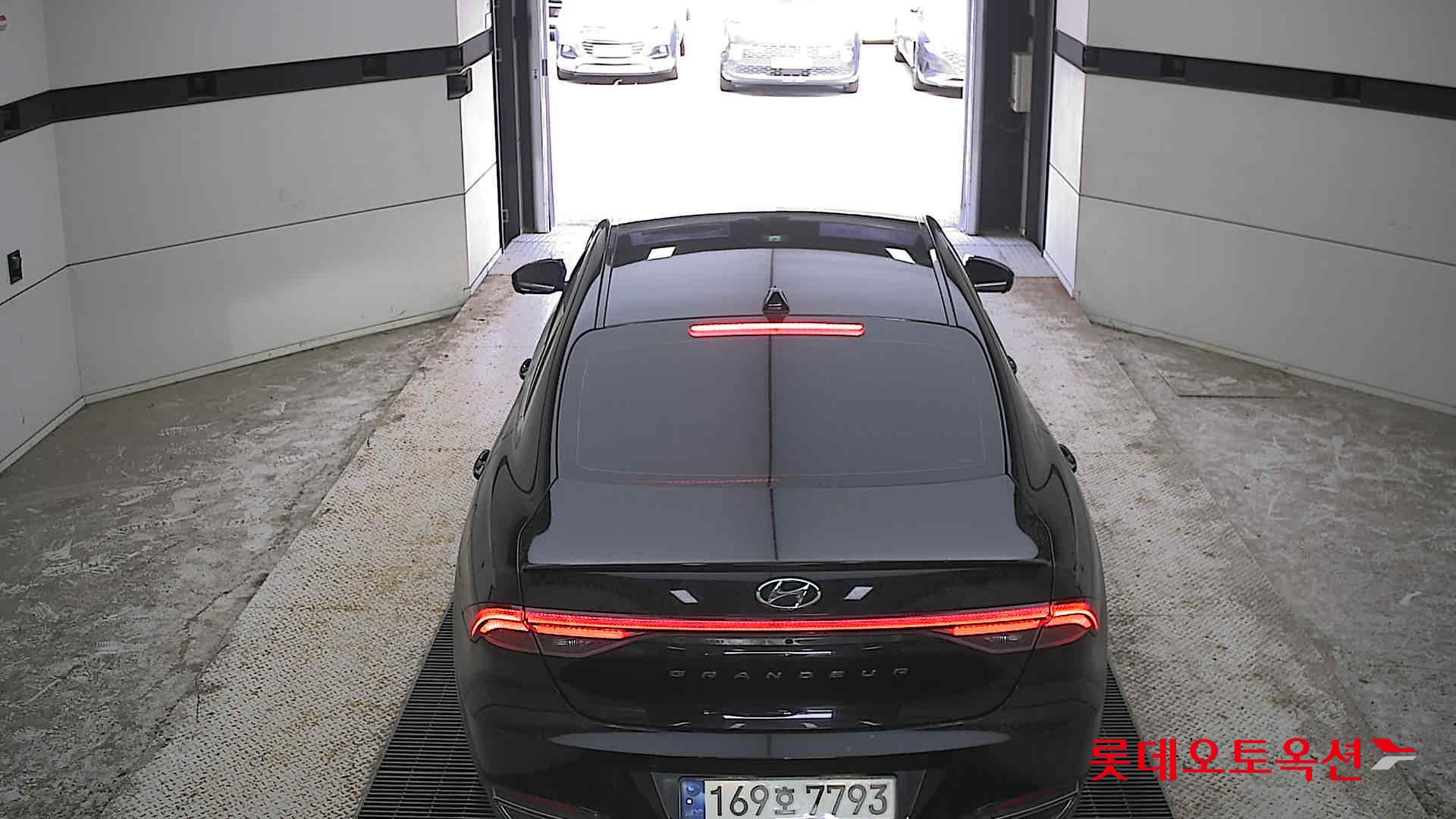 2022 - hyundai grandeur