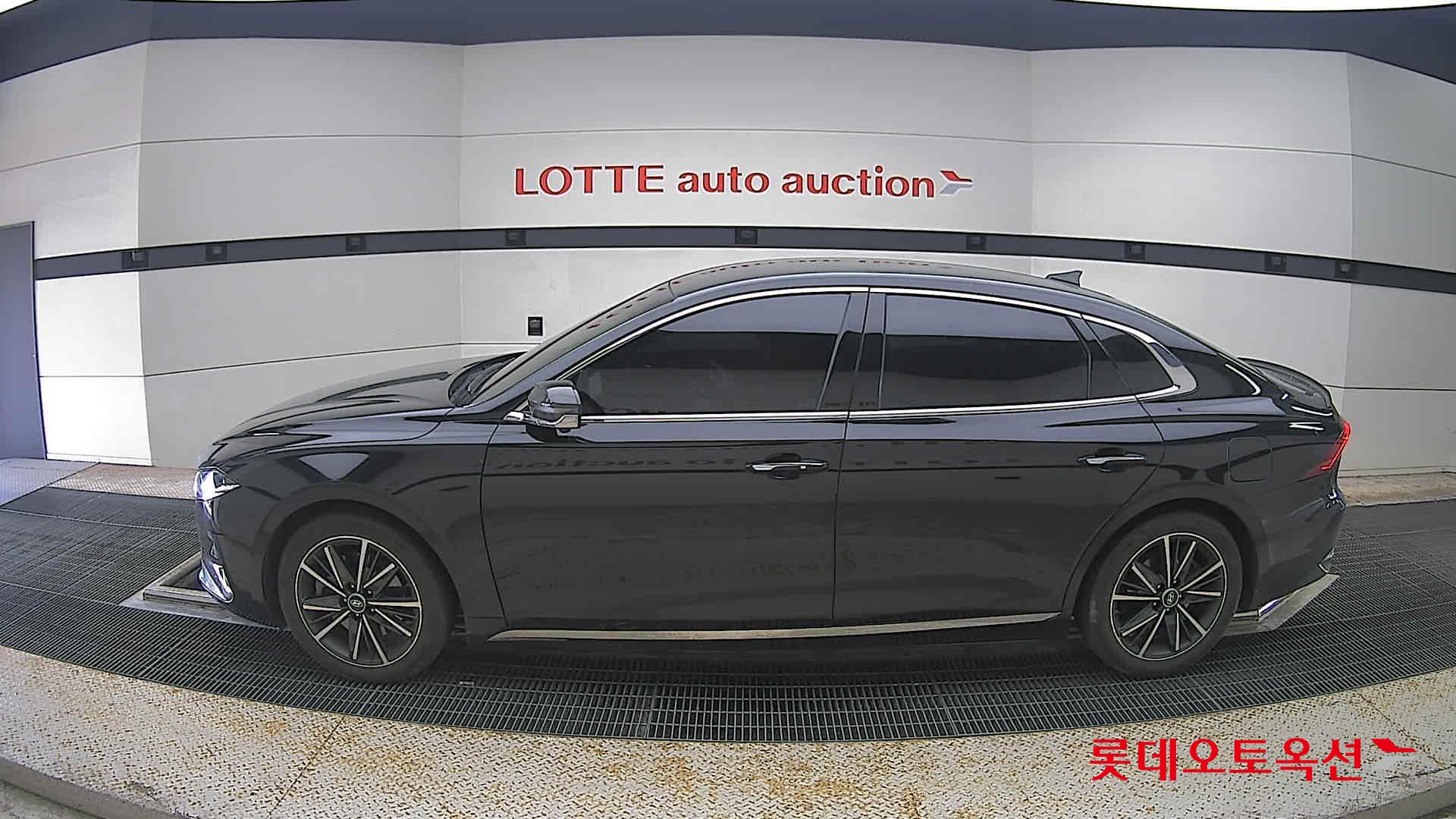 2022 - hyundai grandeur