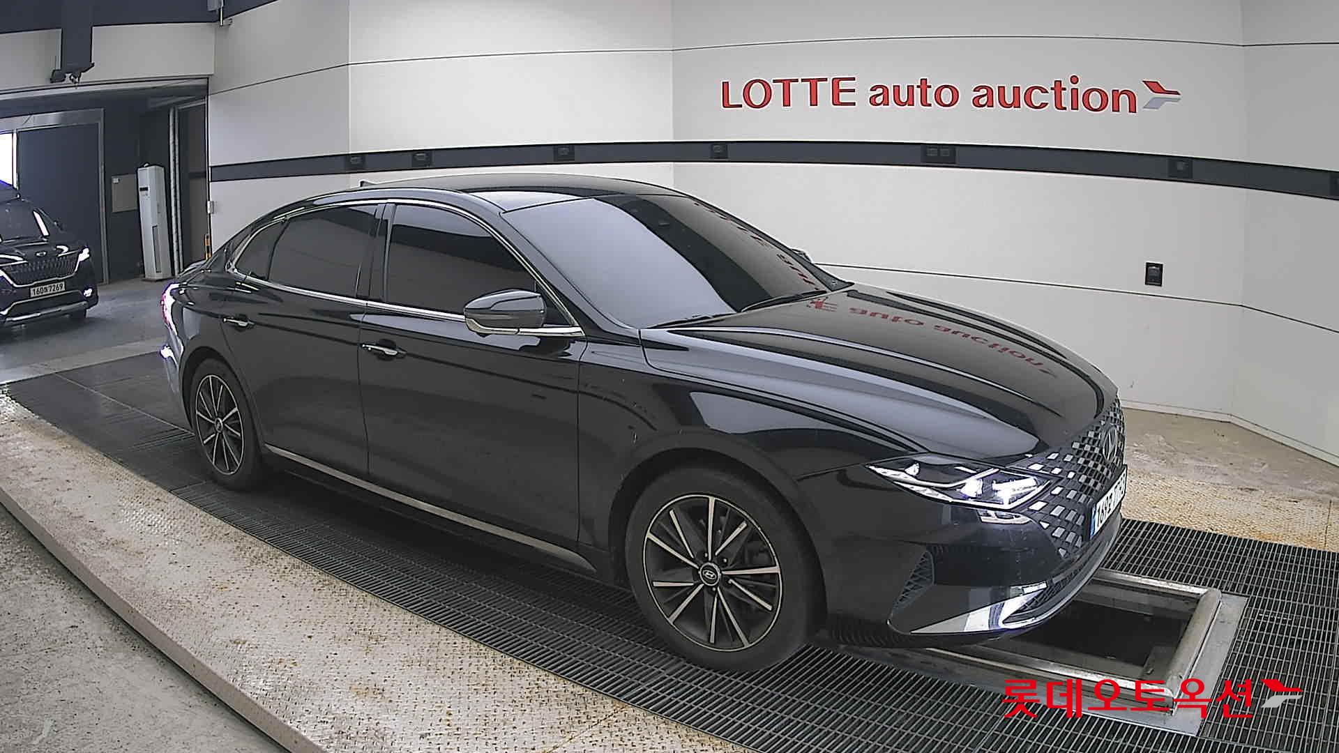 2022 - hyundai grandeur