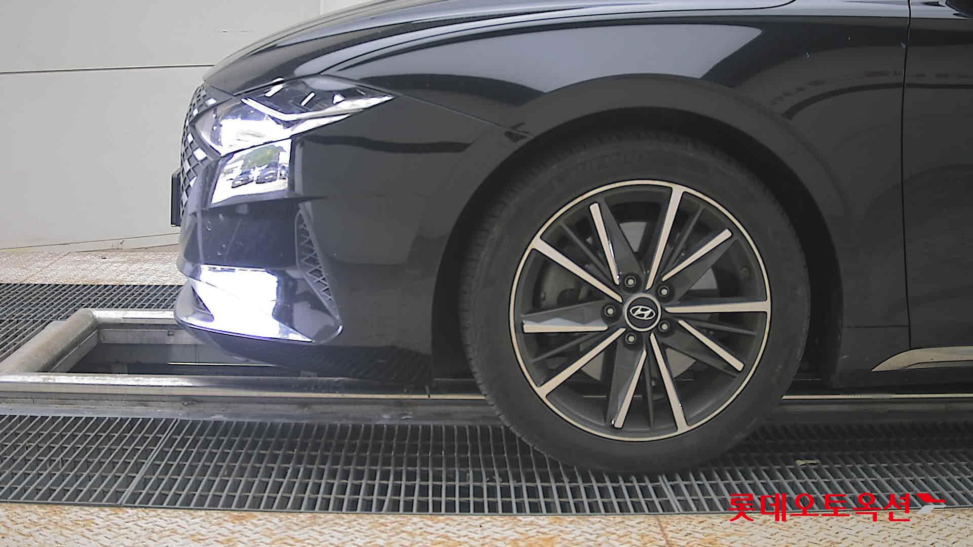 2022 - hyundai grandeur