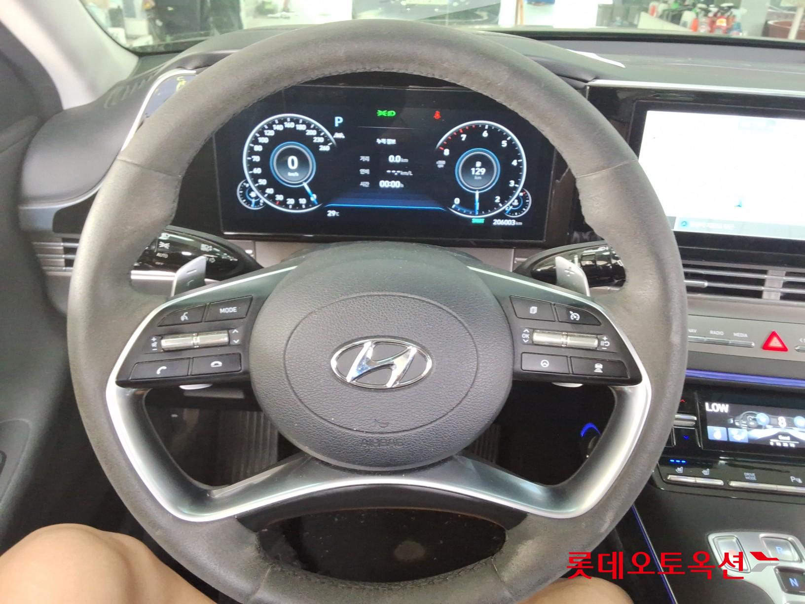 2022 - hyundai grandeur