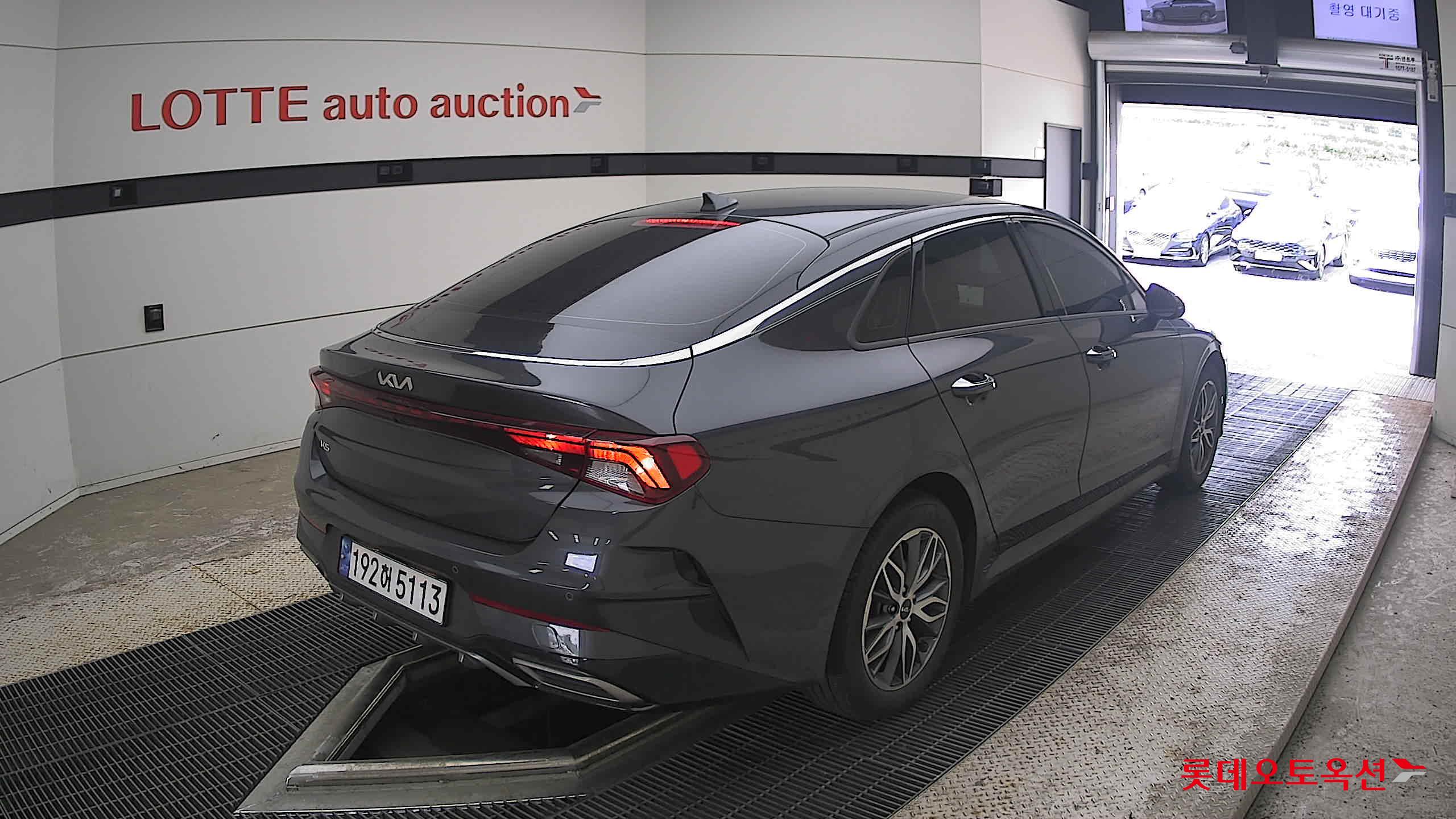 2023 - kia k5