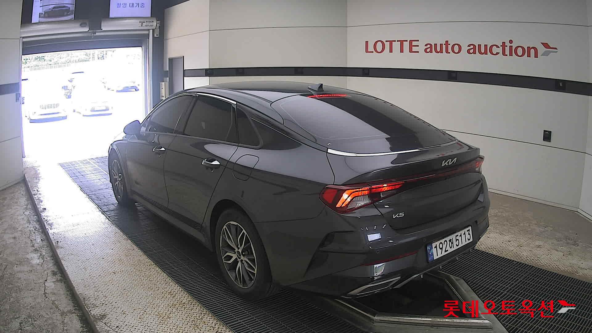 2023 - kia k5