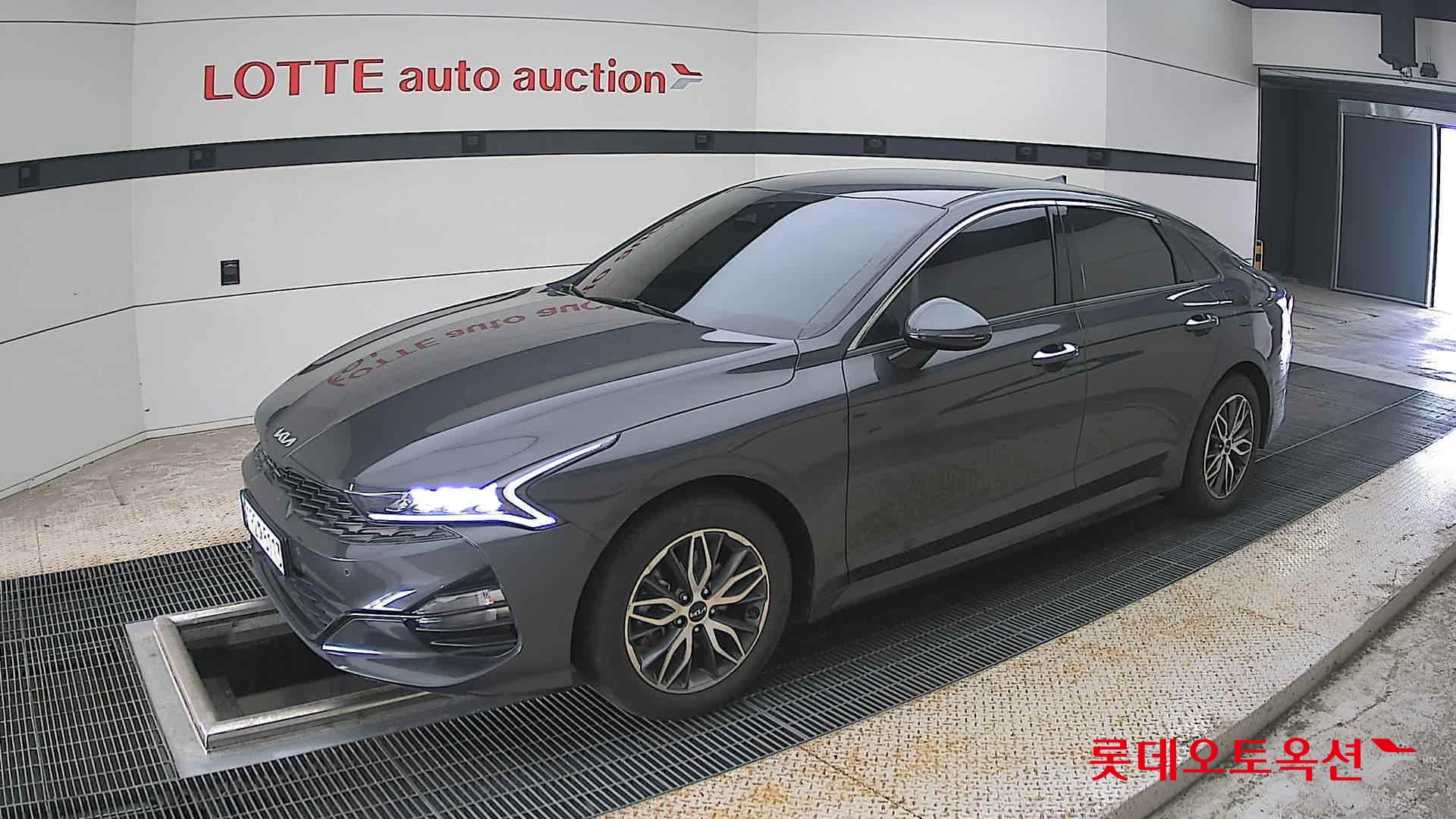 2023 - kia k5