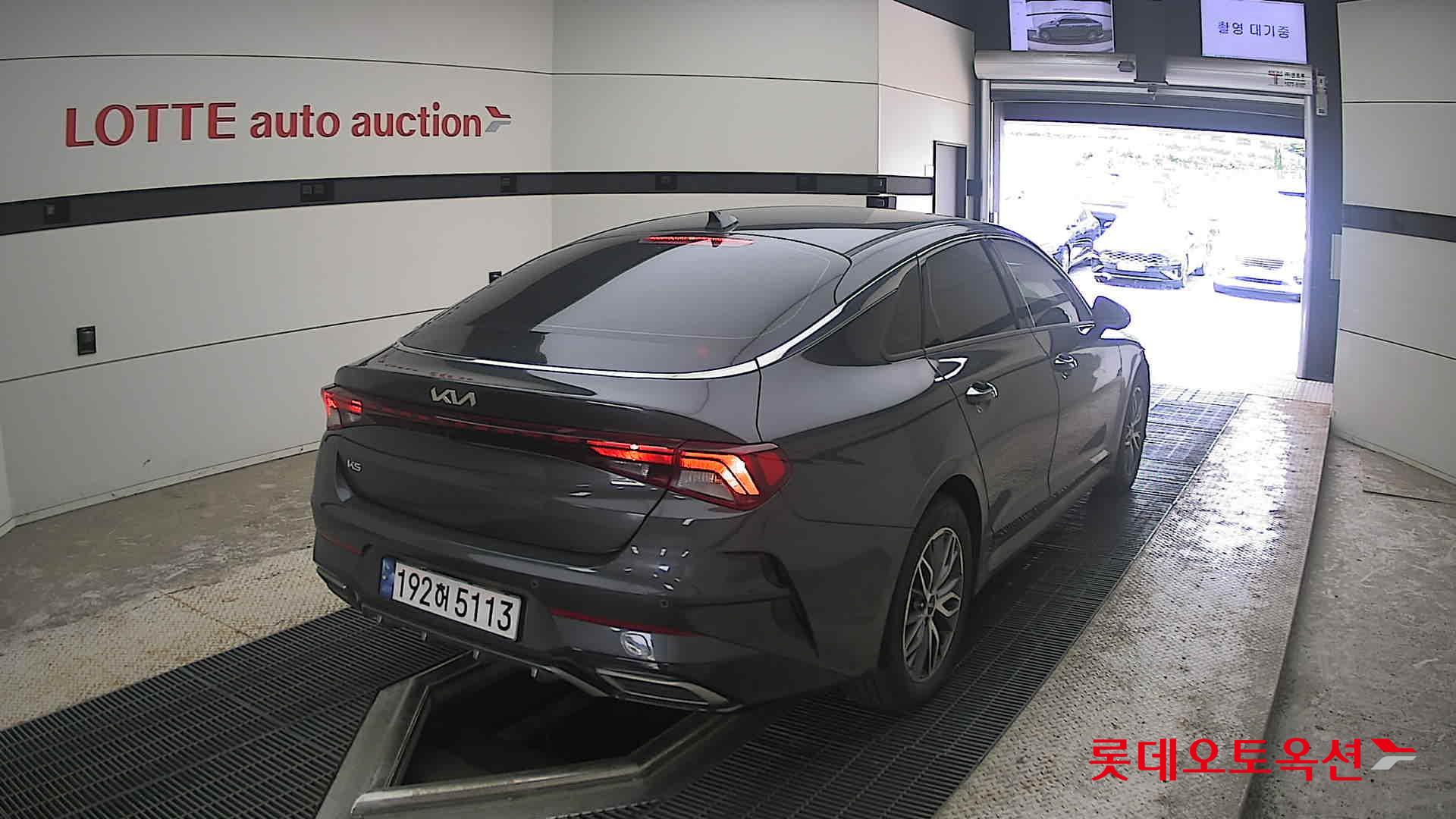 2023 - kia k5