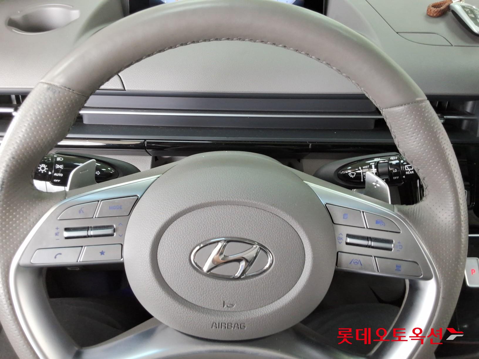 2023 - hyundai staria