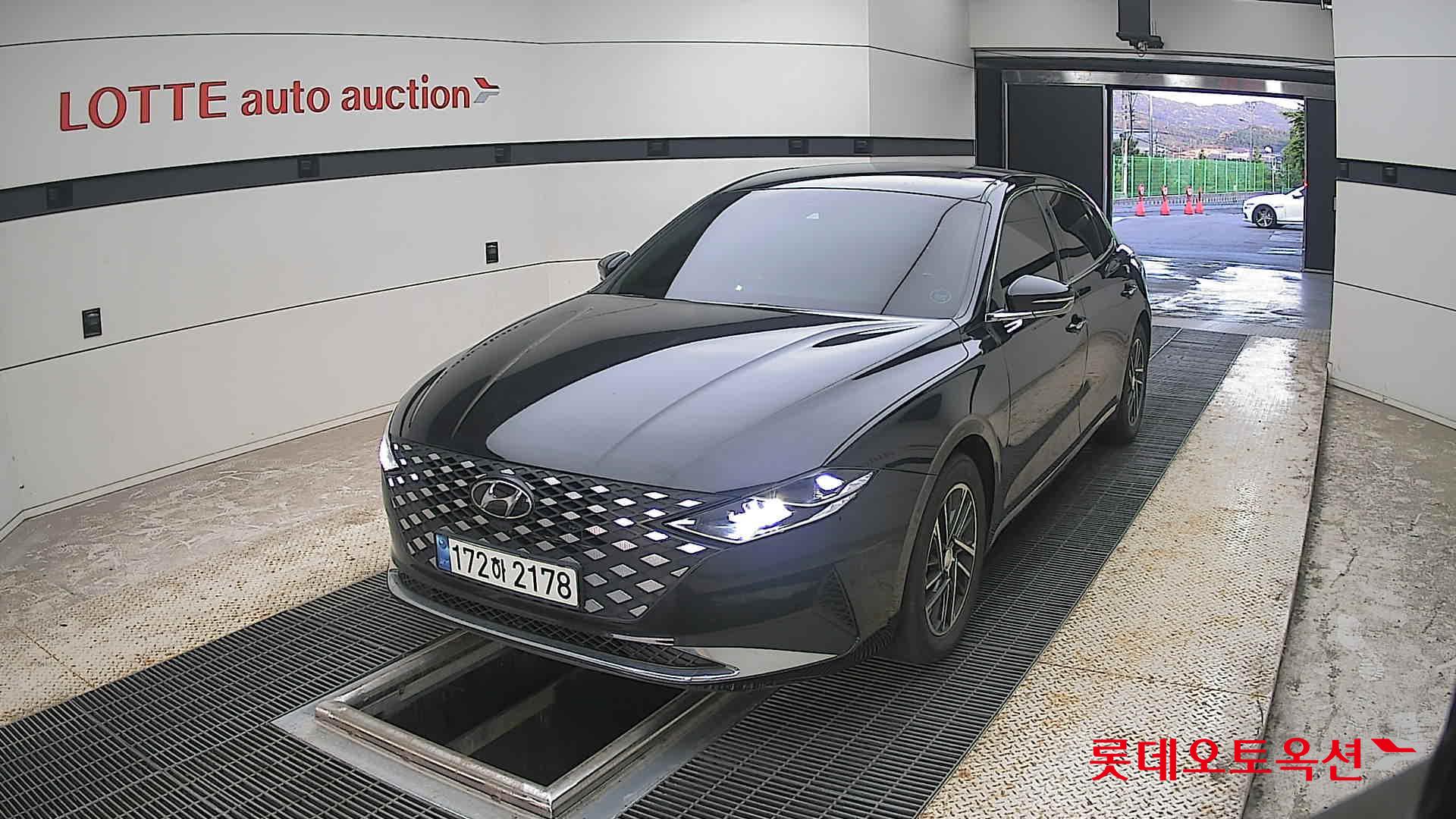 2022 - hyundai grandeur
