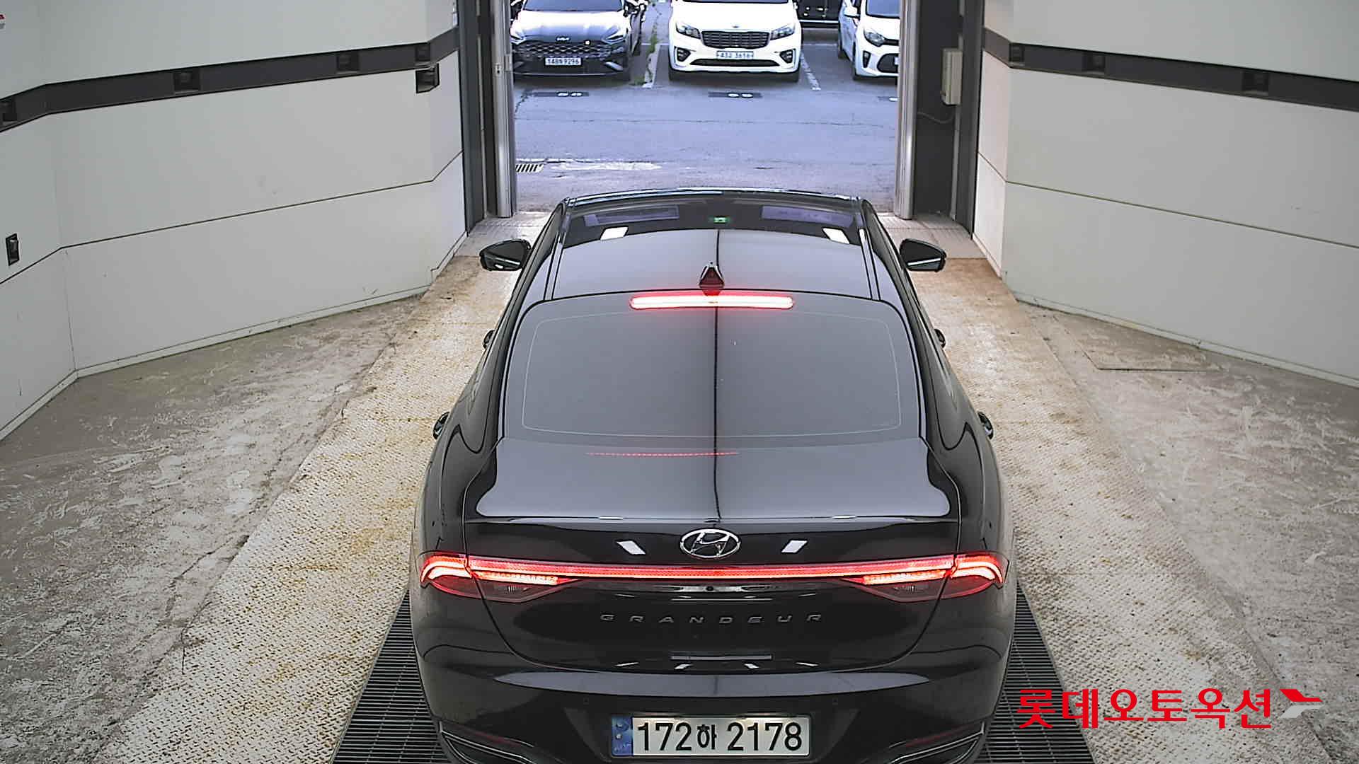 2022 - hyundai grandeur