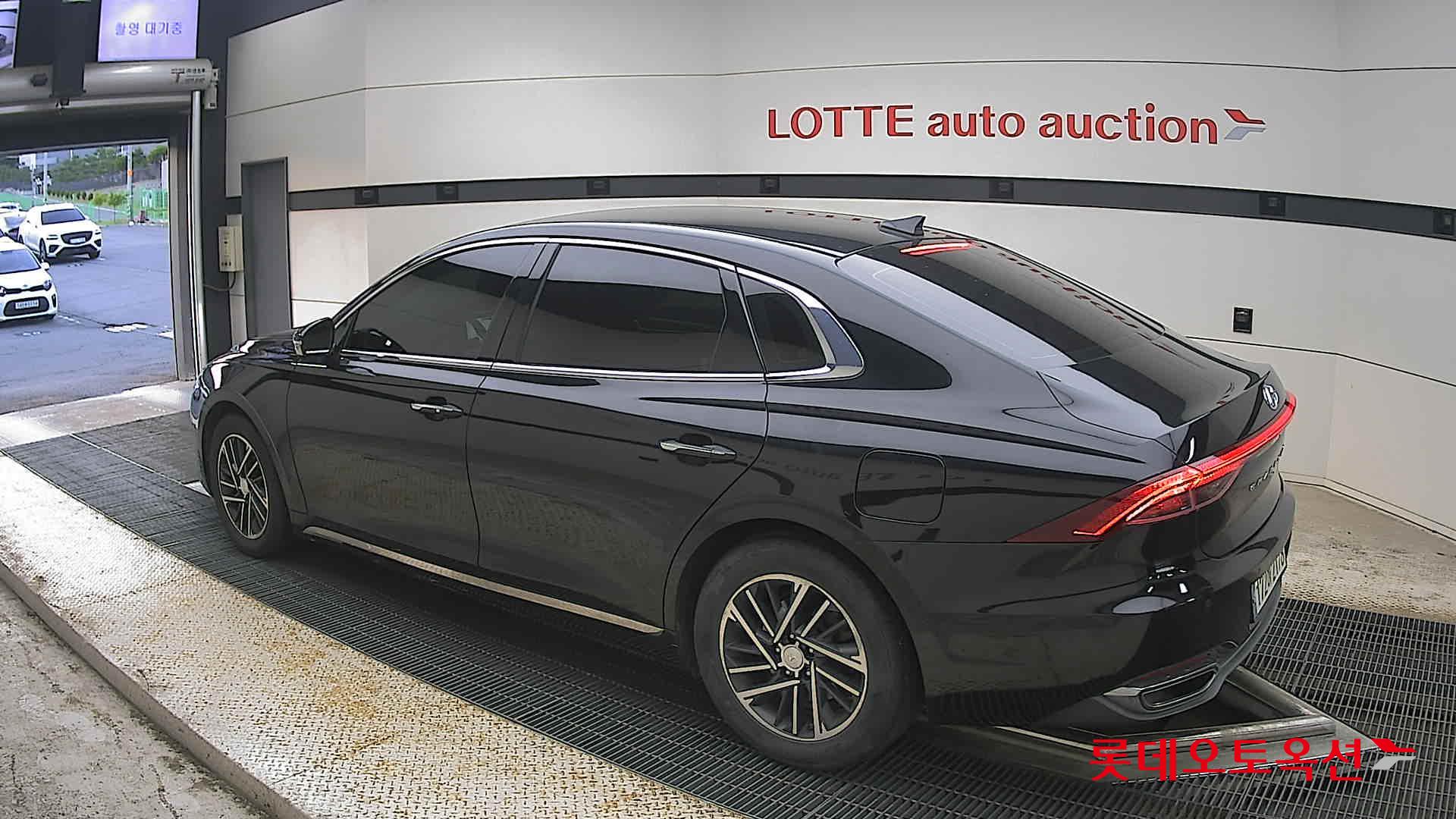 2022 - hyundai grandeur