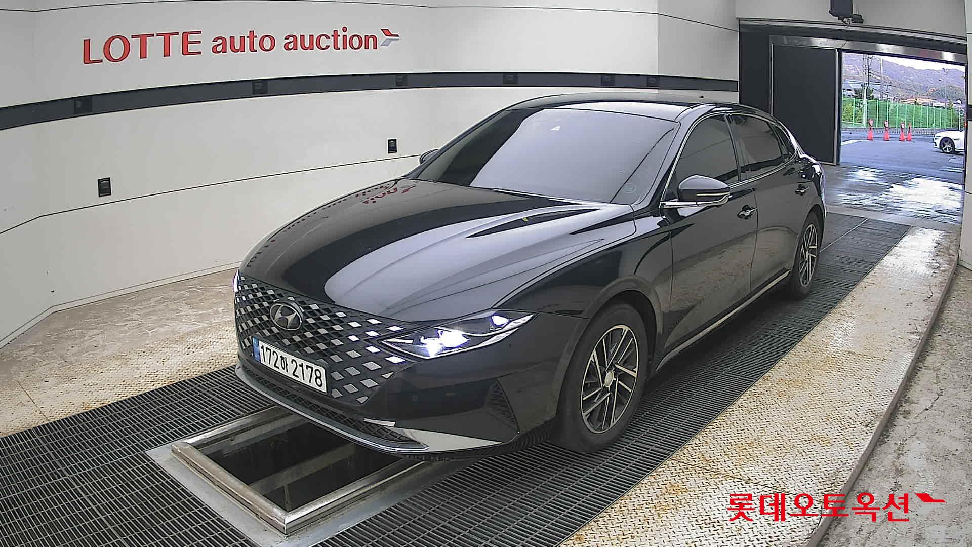 2022 - hyundai grandeur
