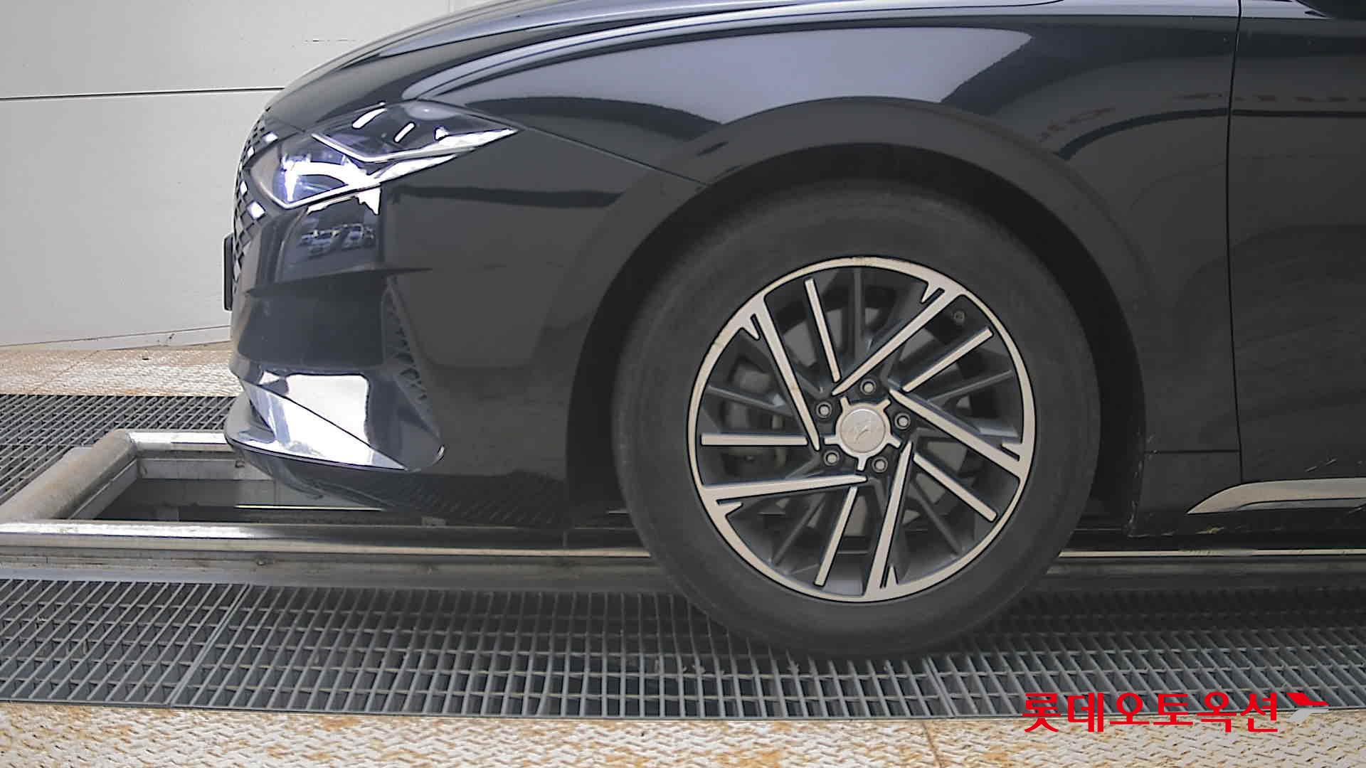 2022 - hyundai grandeur