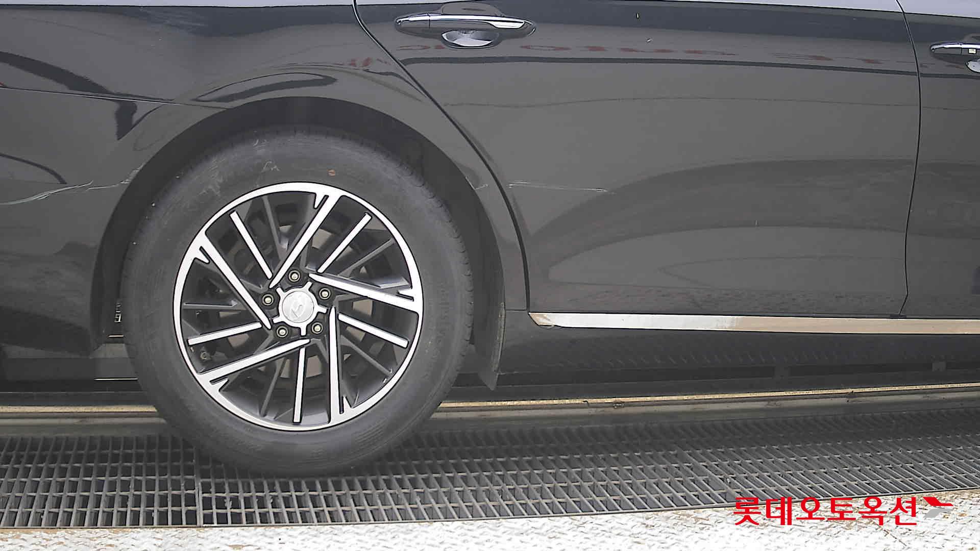 2022 - hyundai grandeur