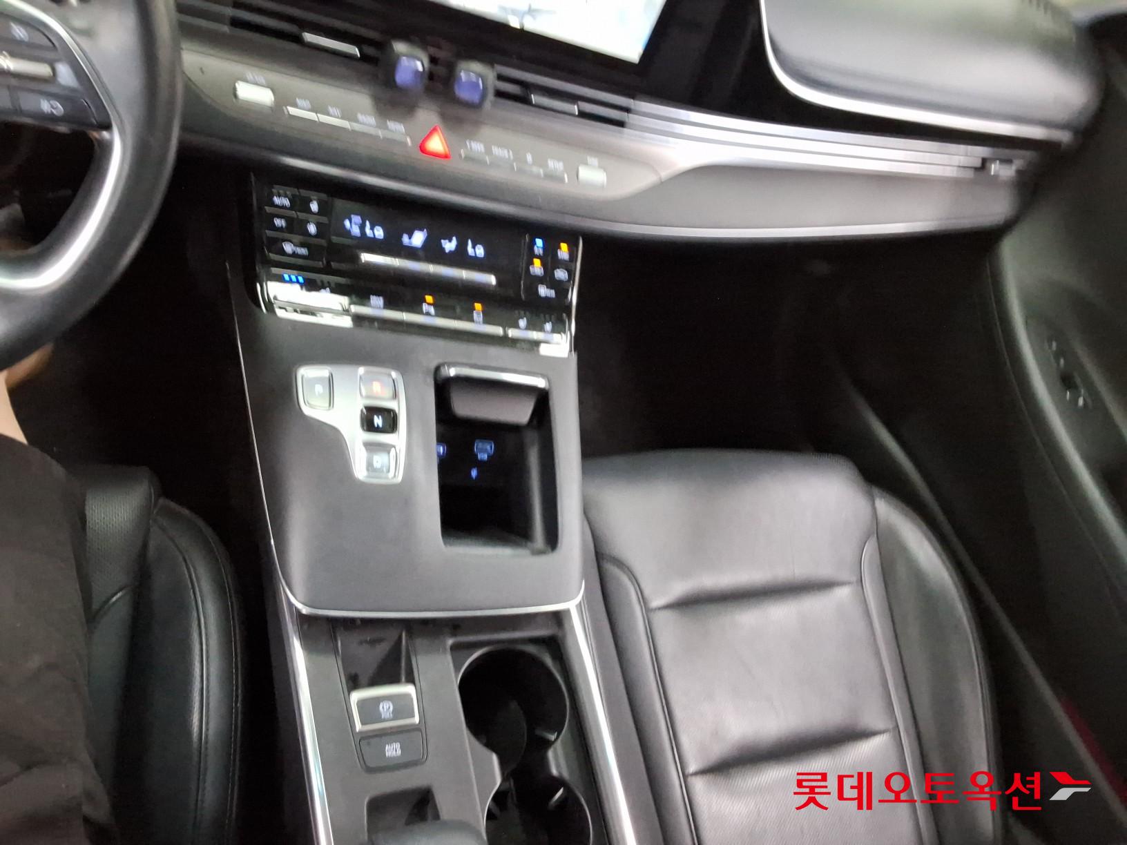 2022 - hyundai grandeur