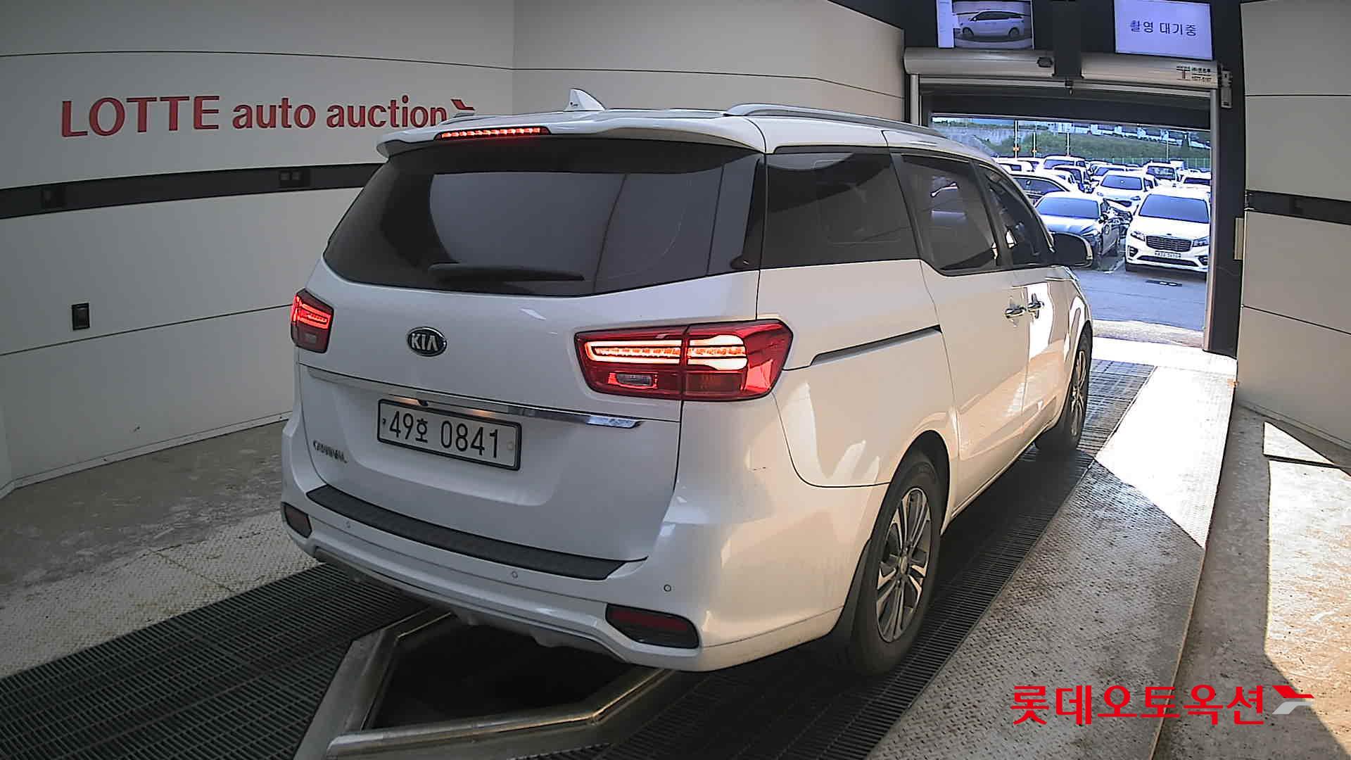 2019 - kia carnival