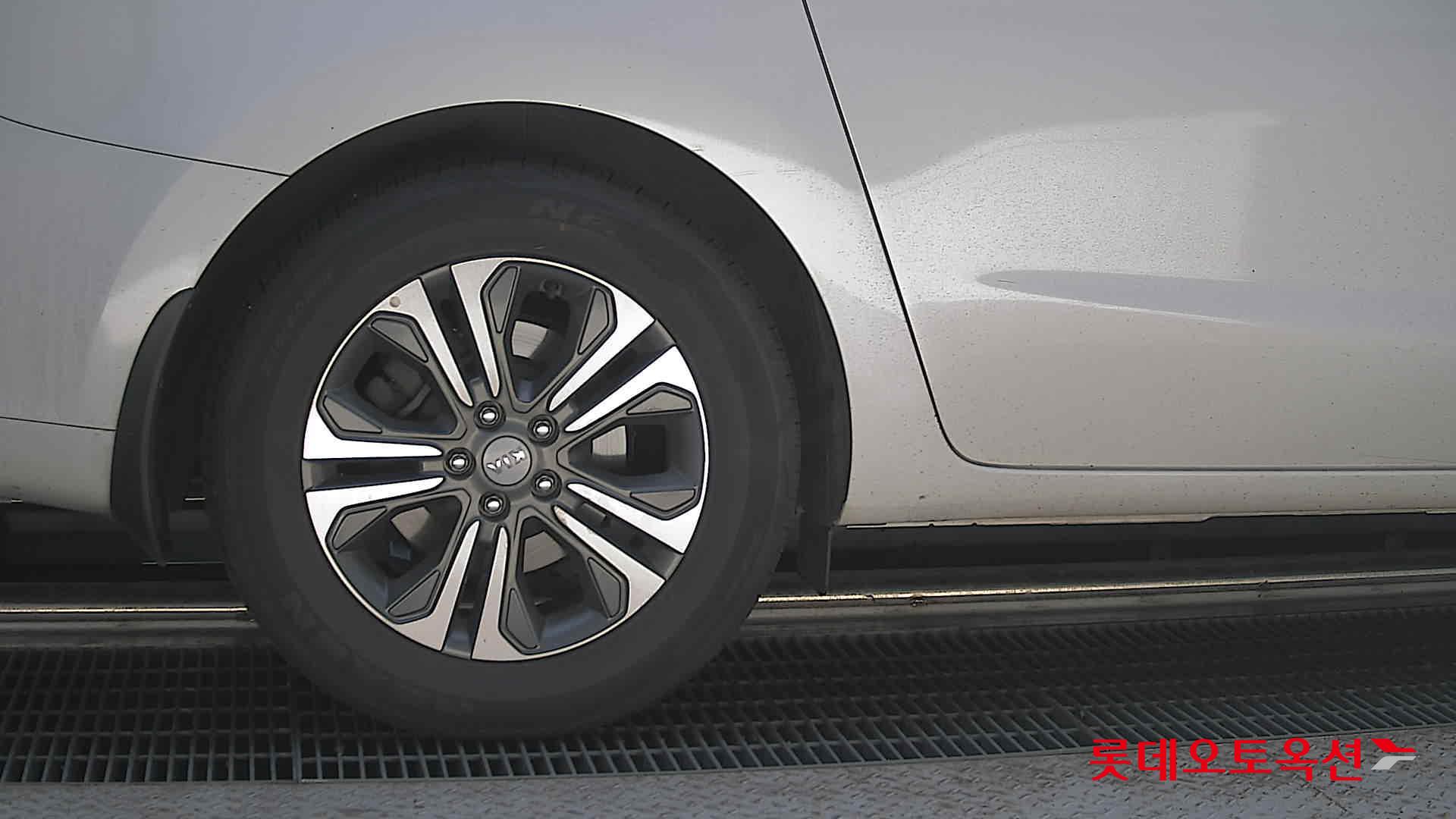 2019 - kia carnival