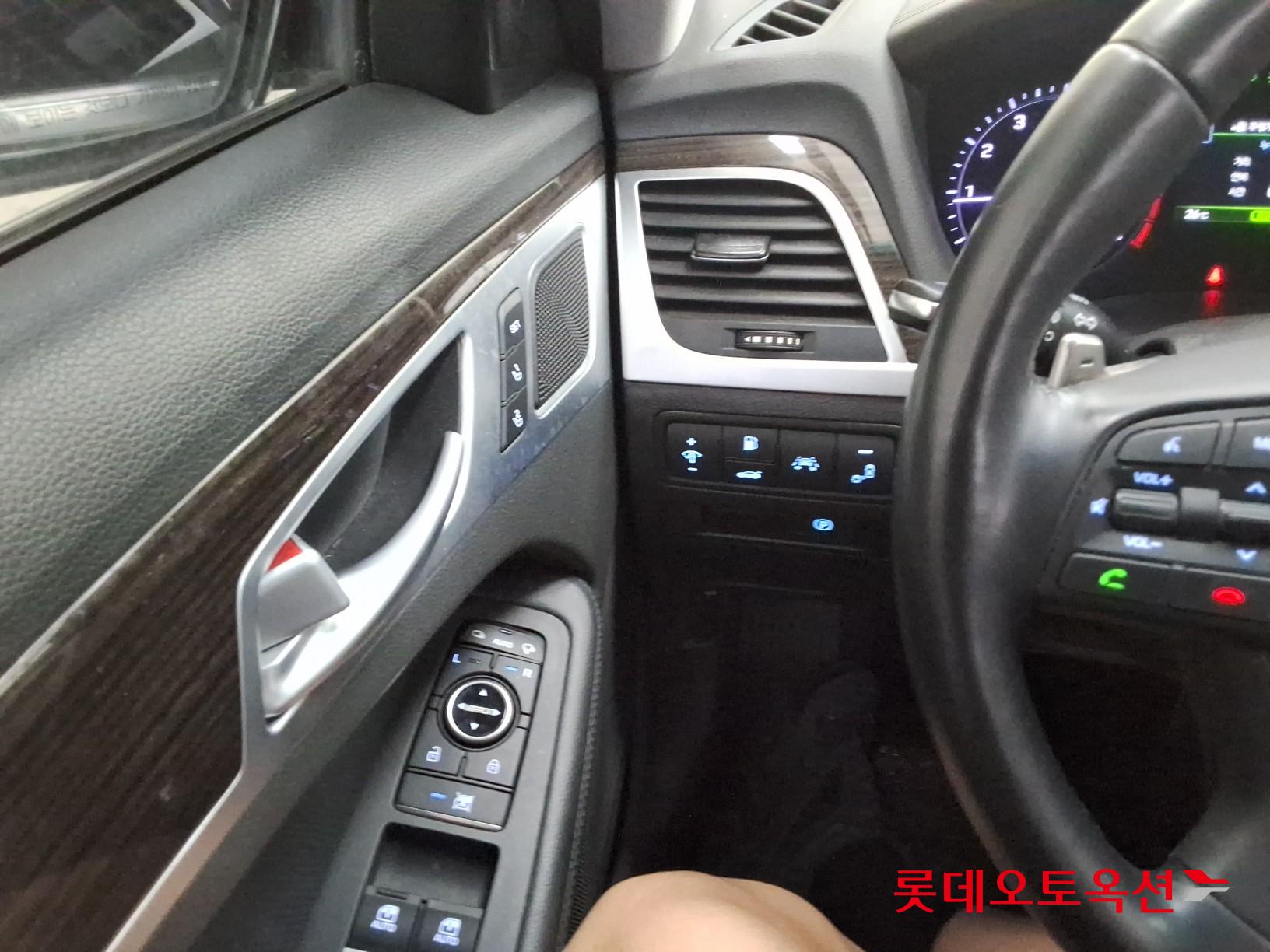 2019 - genesis g80